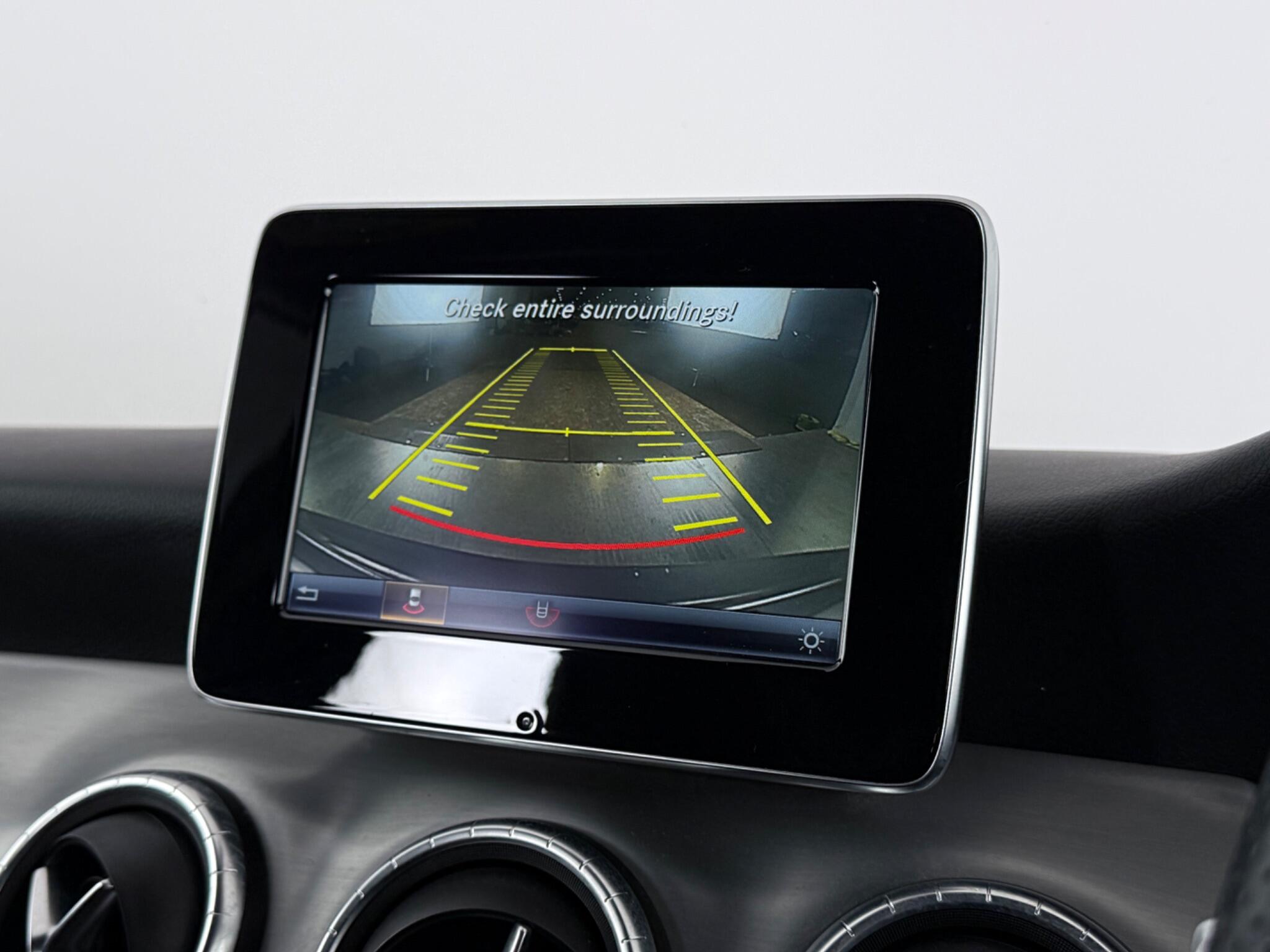 Mercedes-Benz Cla view 21
