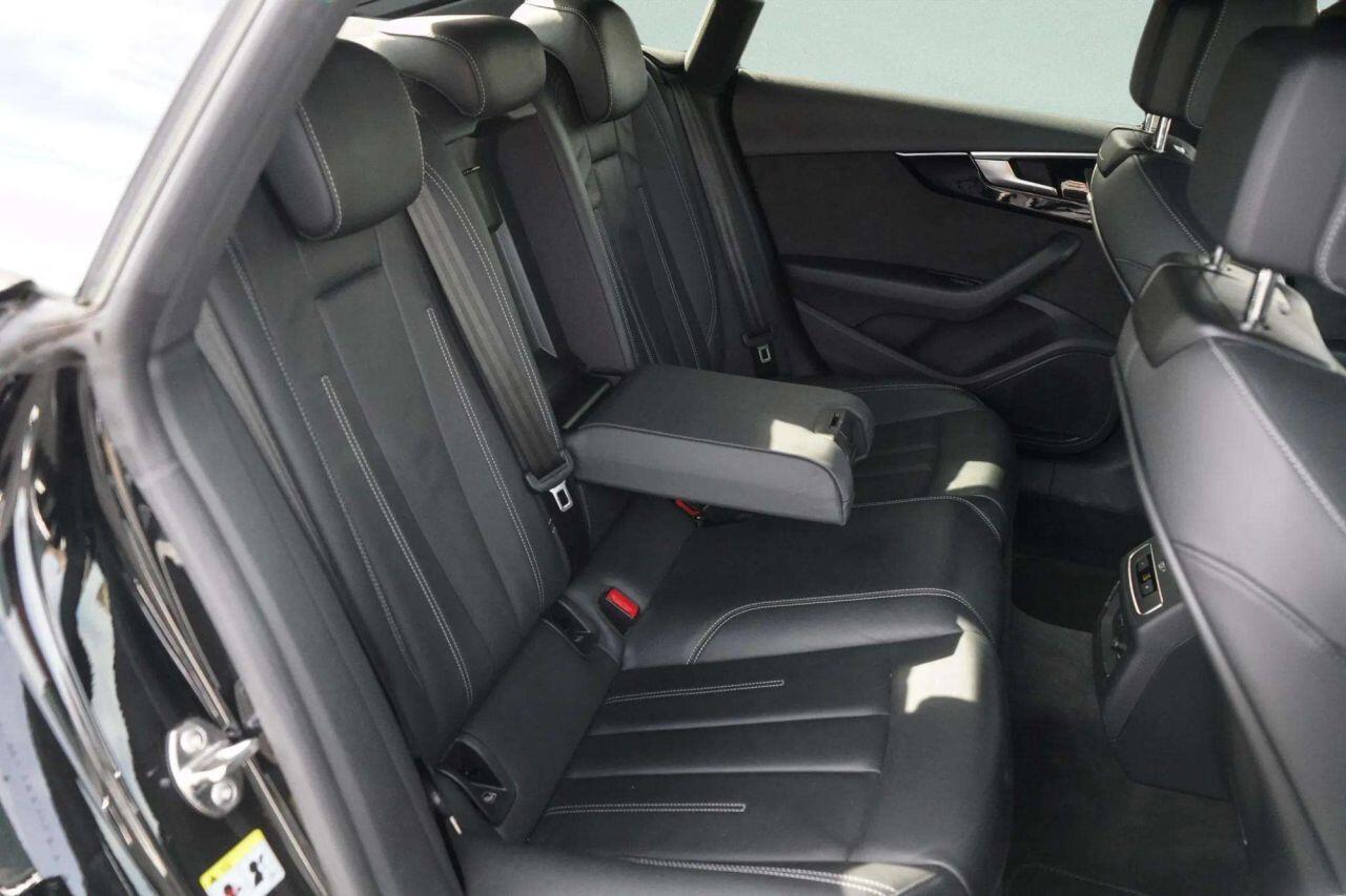 Audi A5 view 32
