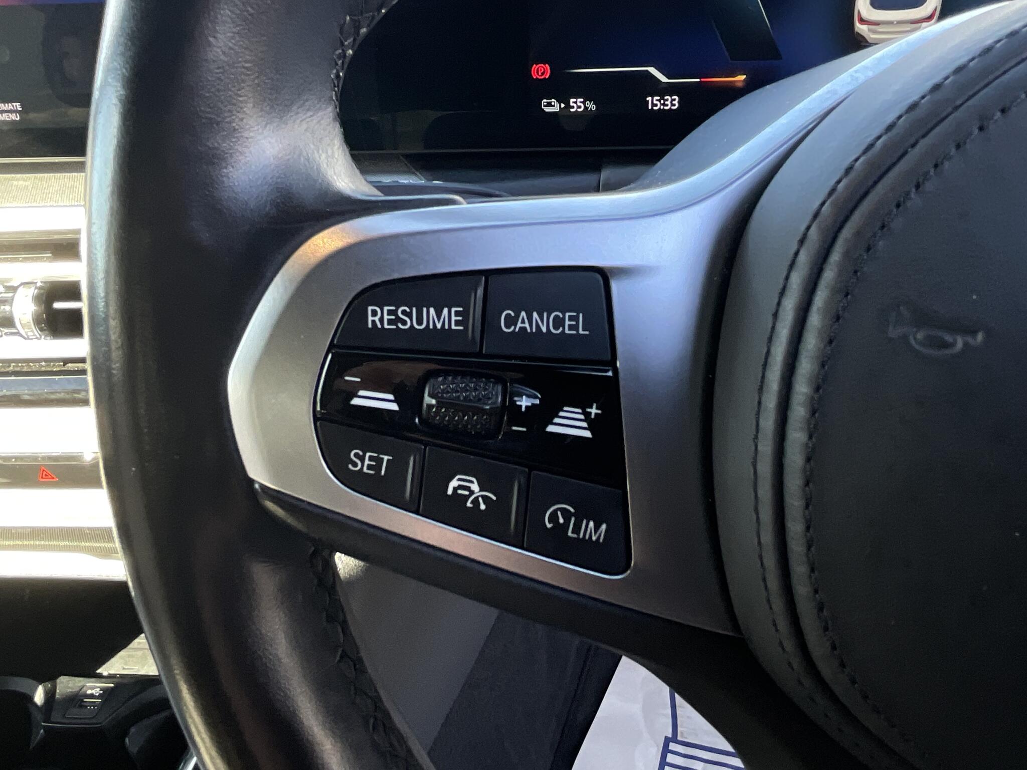 BMW I4 view 23