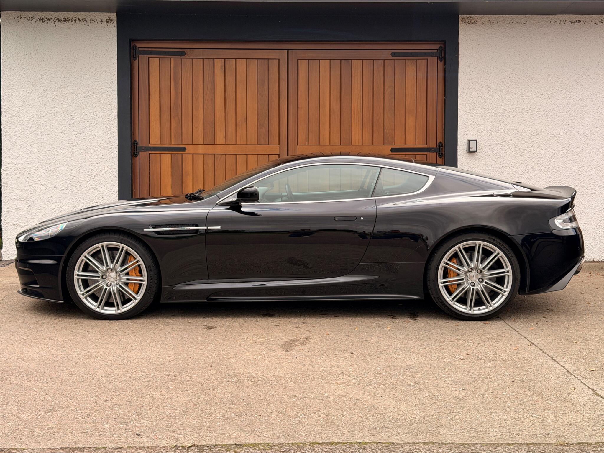 Aston Martin DBS view 7