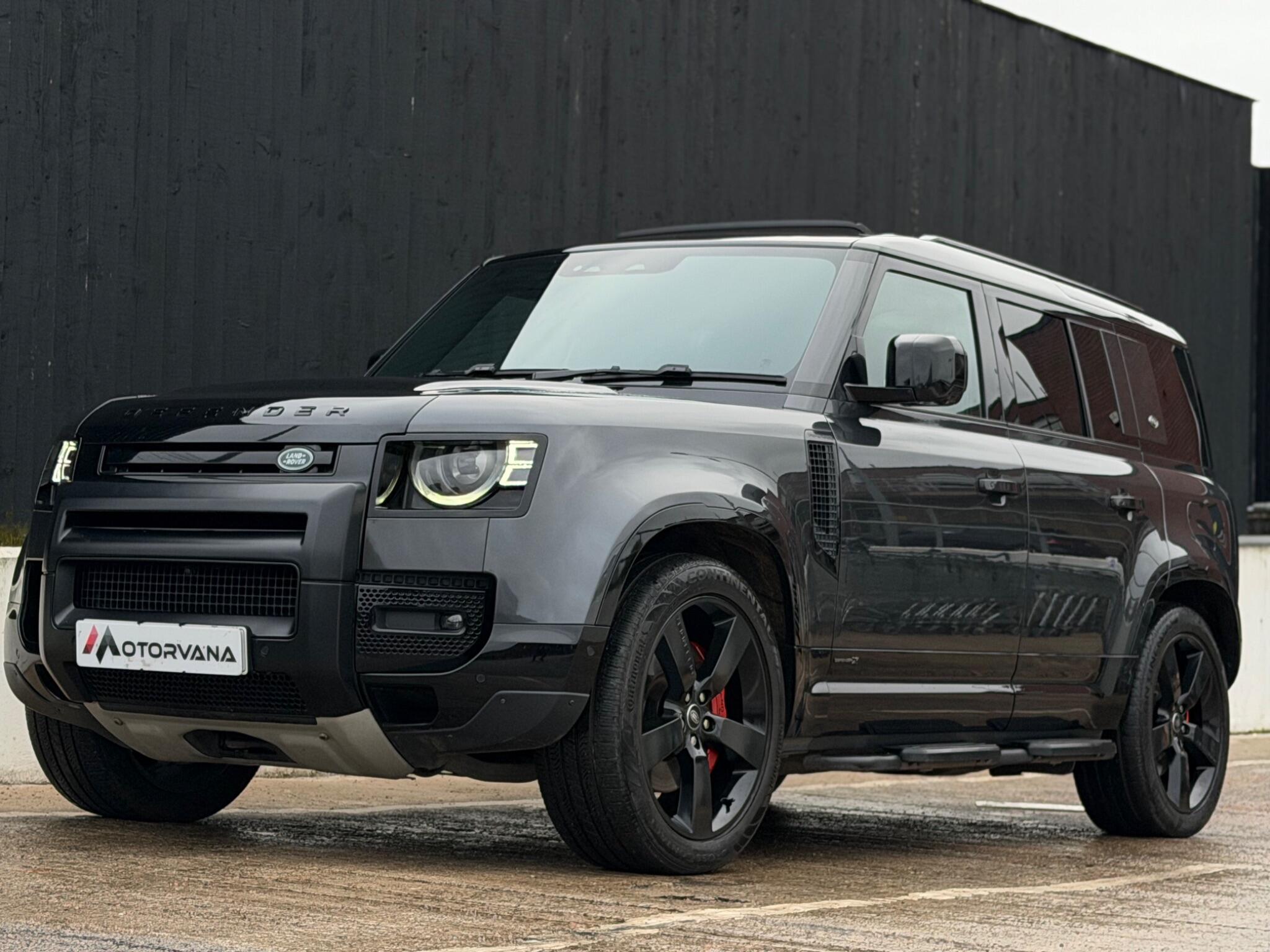 Land Rover Defender view 11