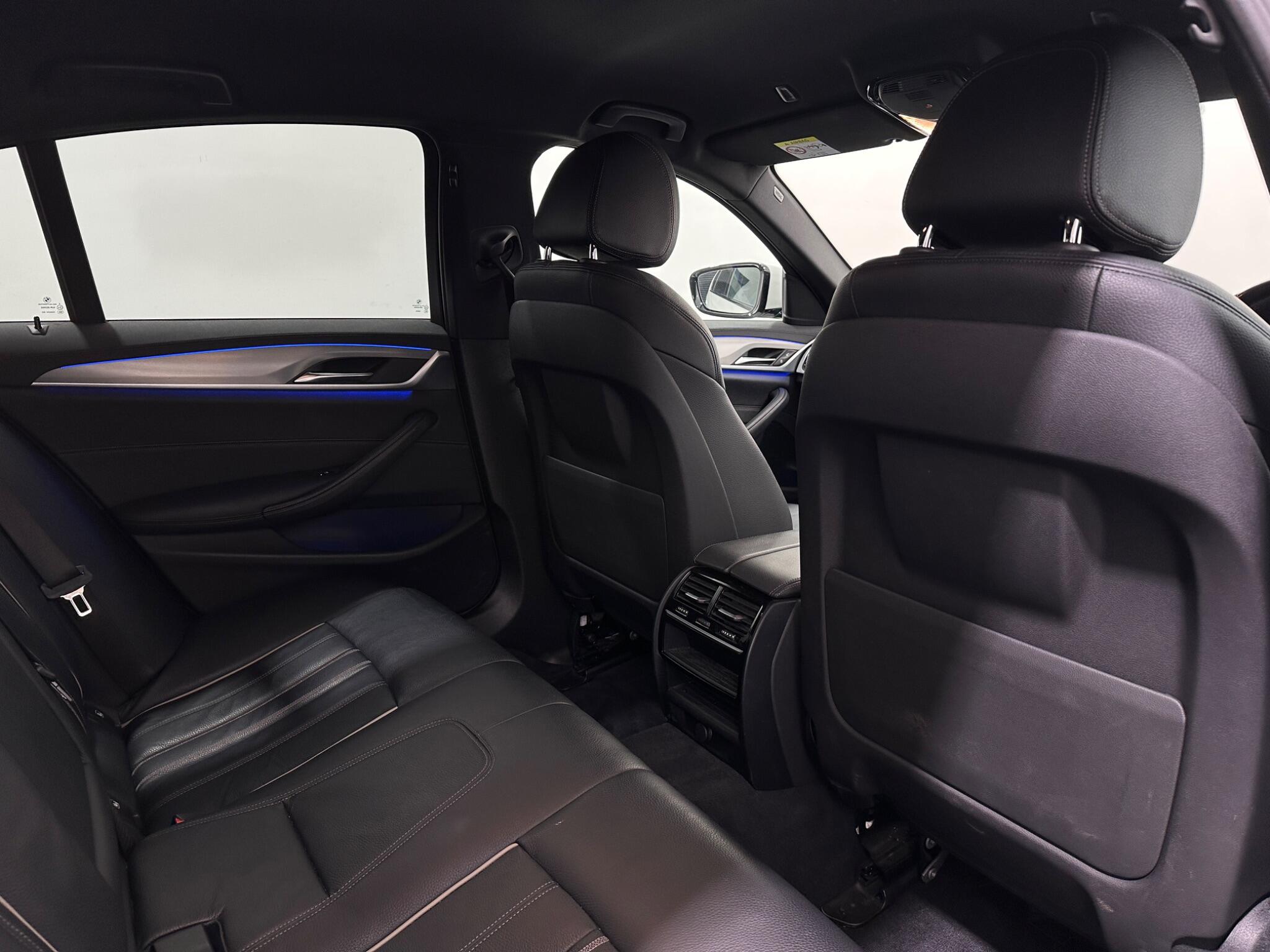 BMW 5 Series view 40