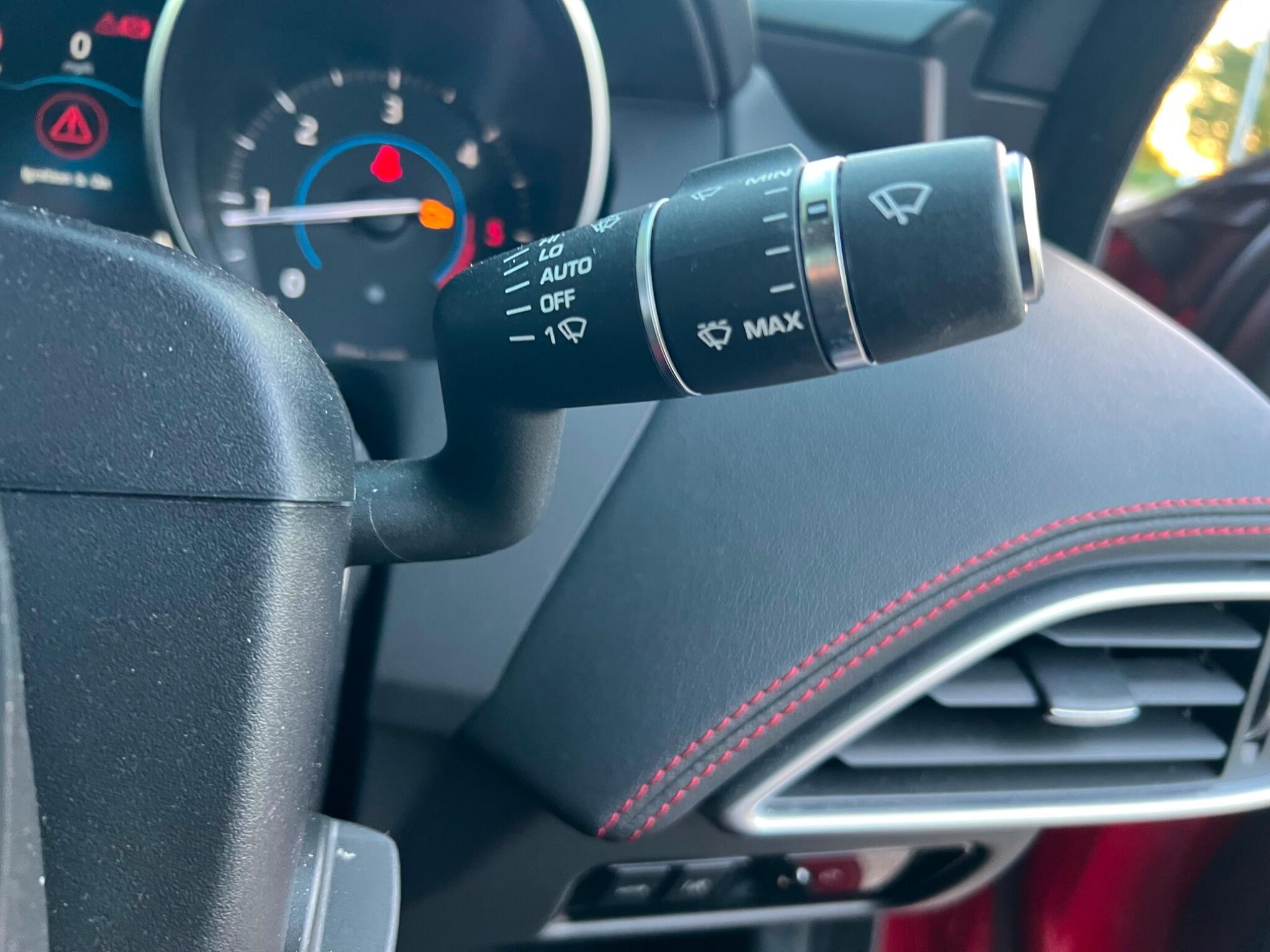 Jaguar Xe view 16
