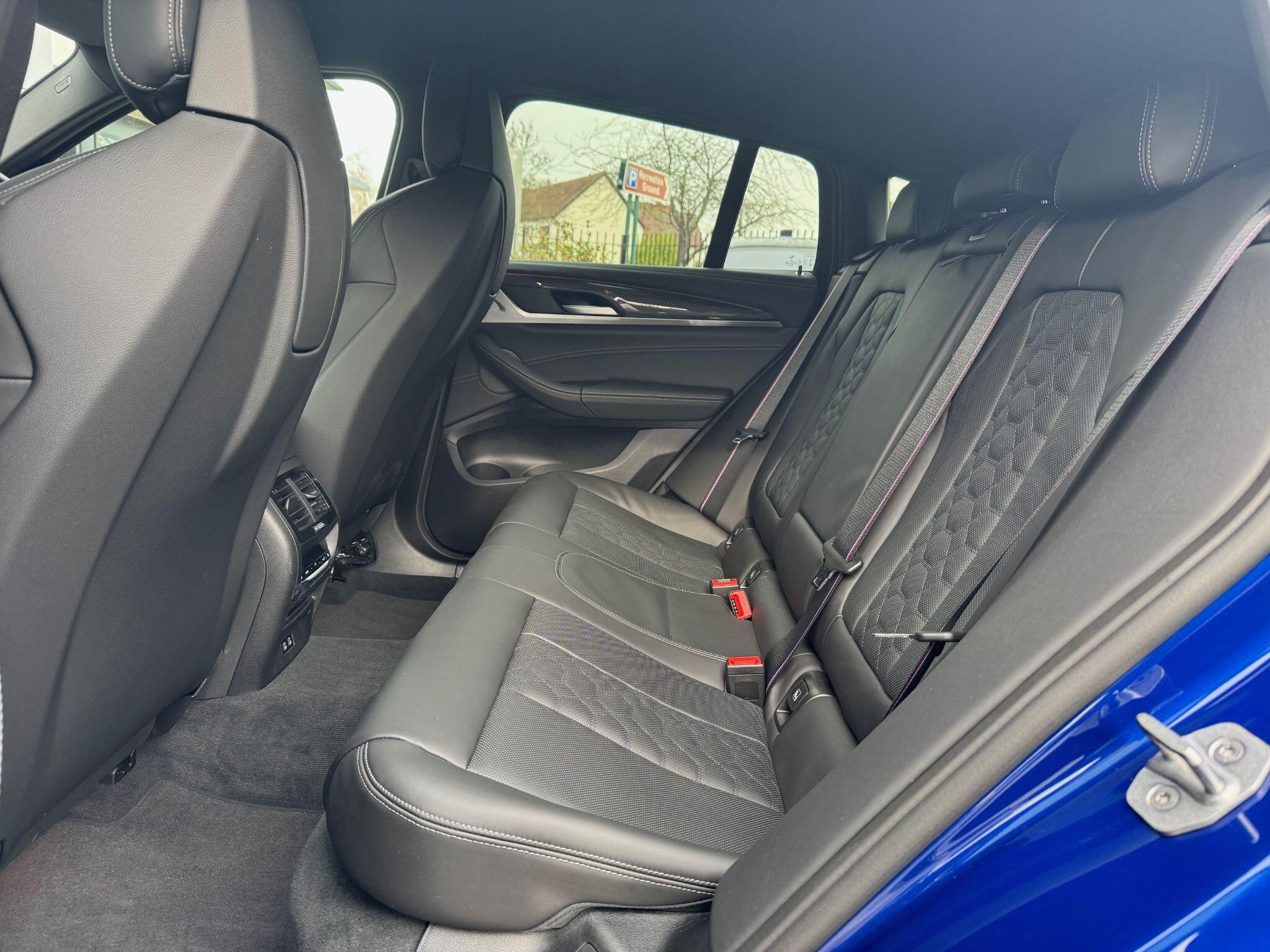 BMW X4 M view 17