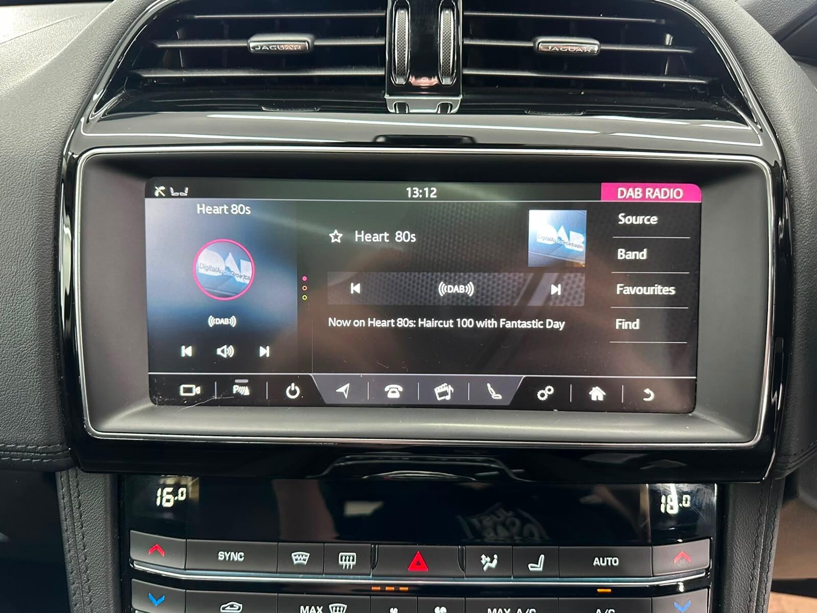 Jaguar F-Pace view 36