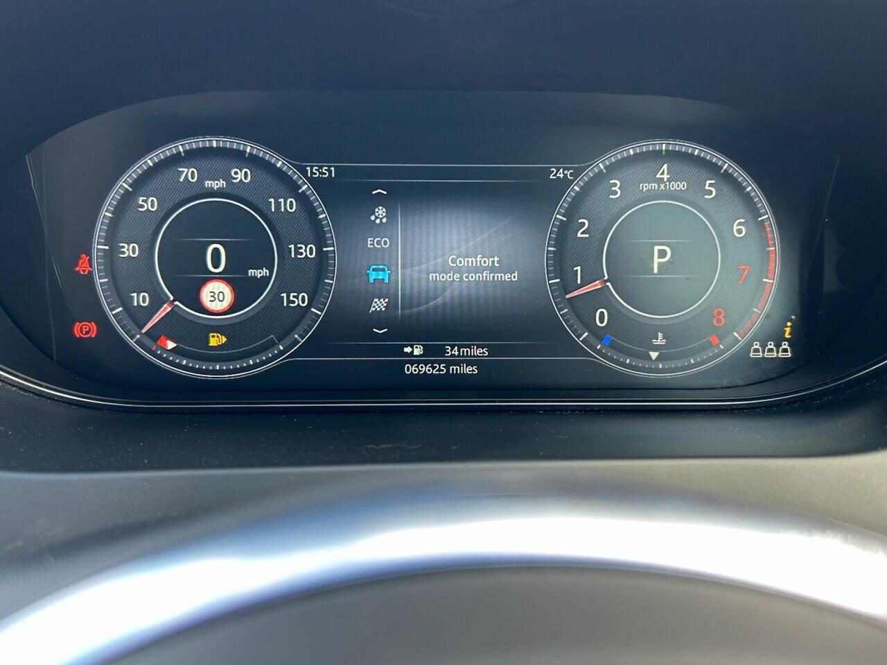 Jaguar E-Pace view 41