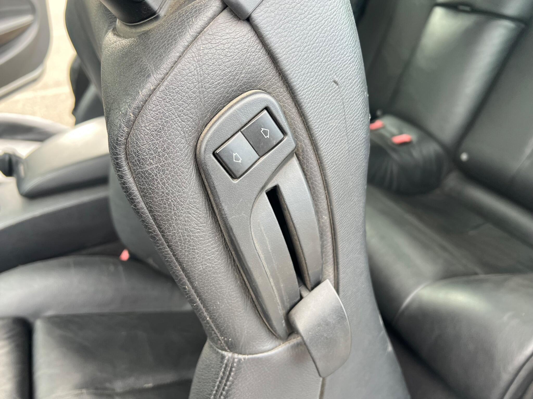 BMW 6 Series view 30