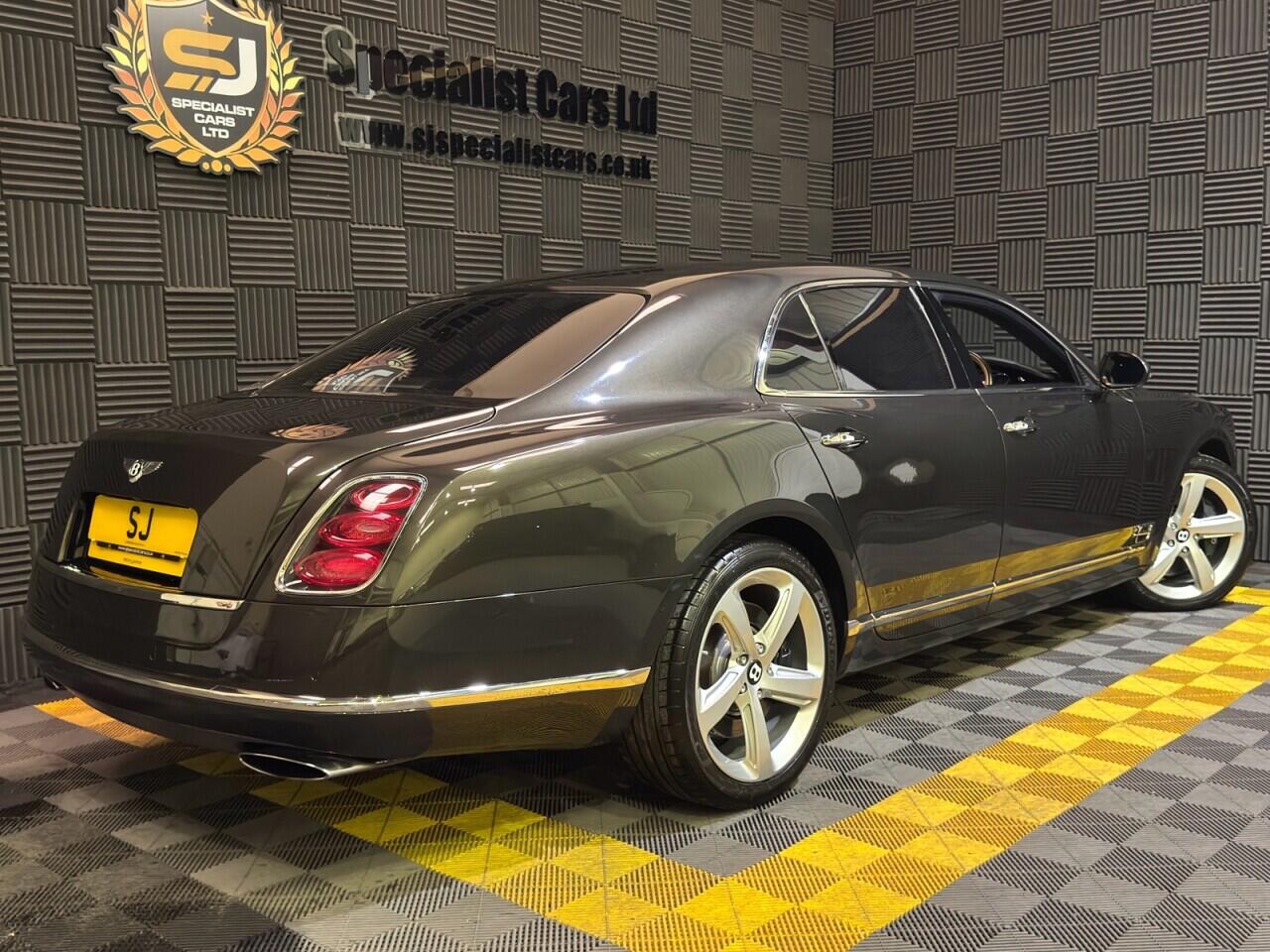 Bentley Mulsanne view 21
