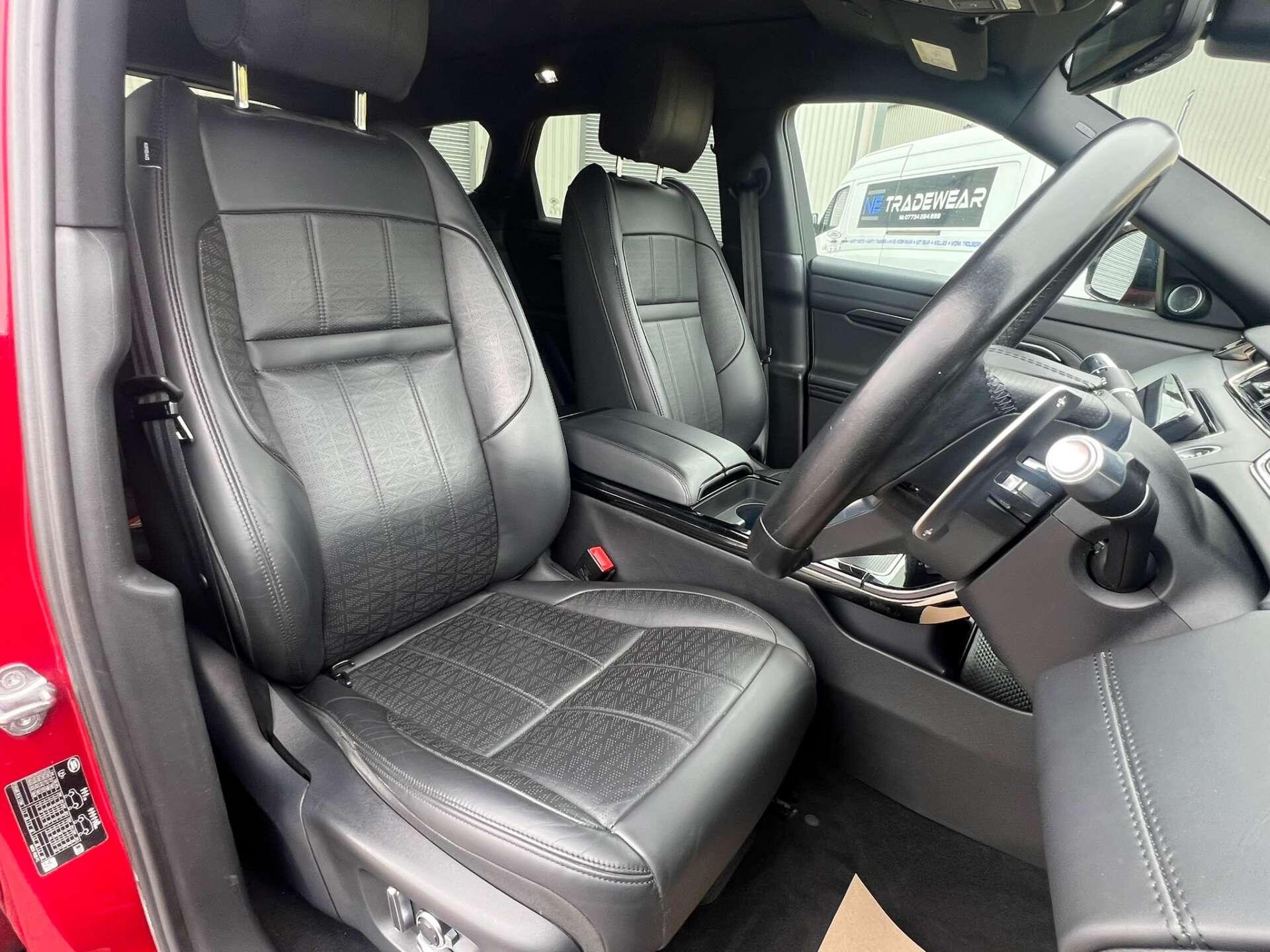 Land Rover Range Rover Evoque view 8