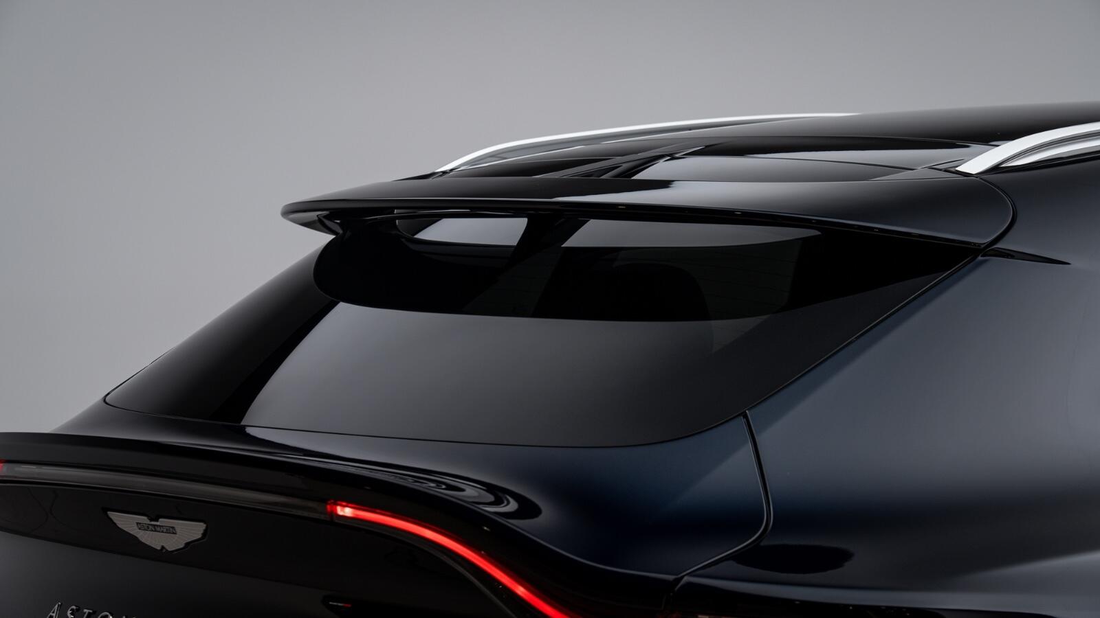 Aston Martin DBX view 49