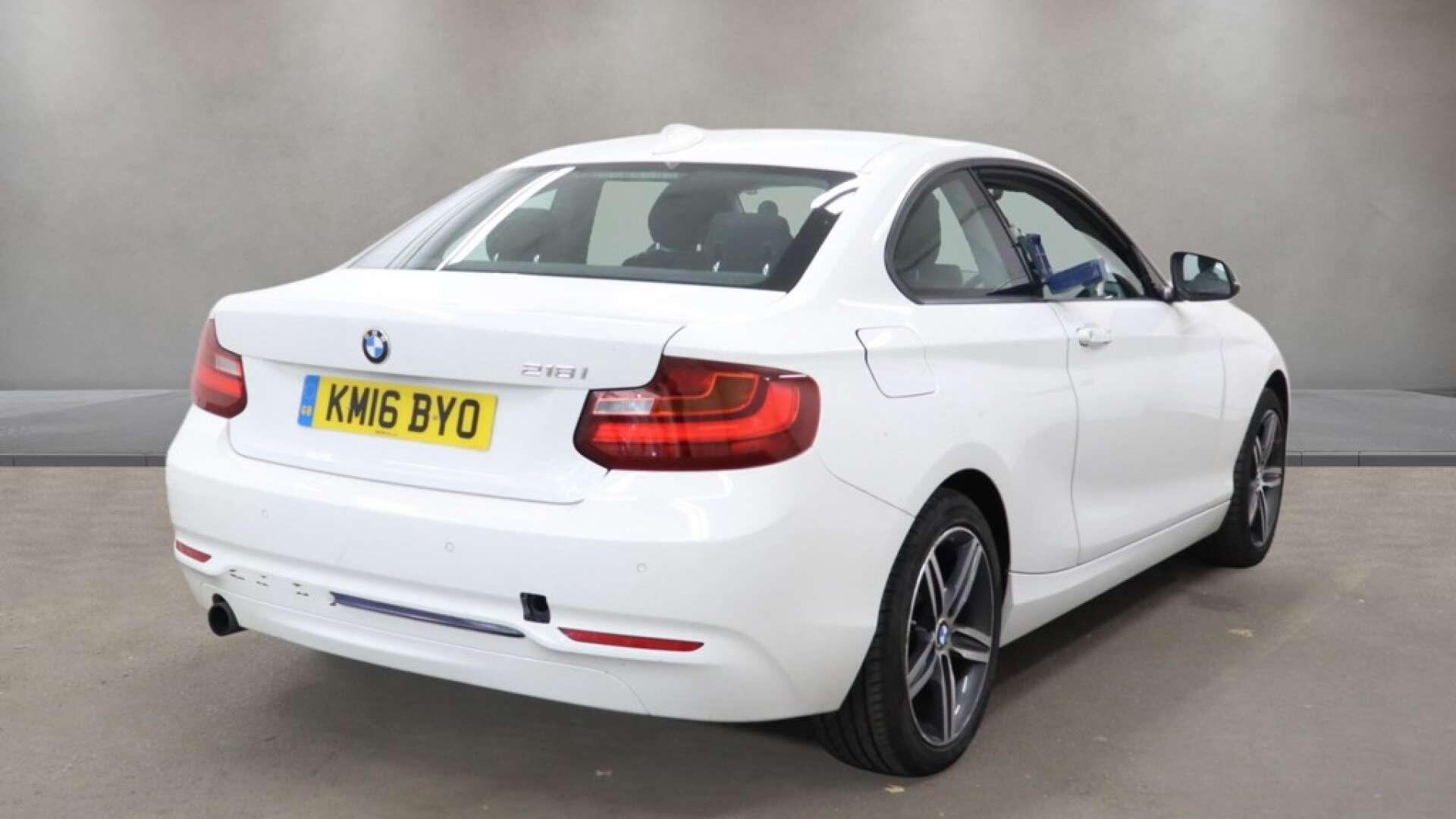 BMW 2 Series view 7