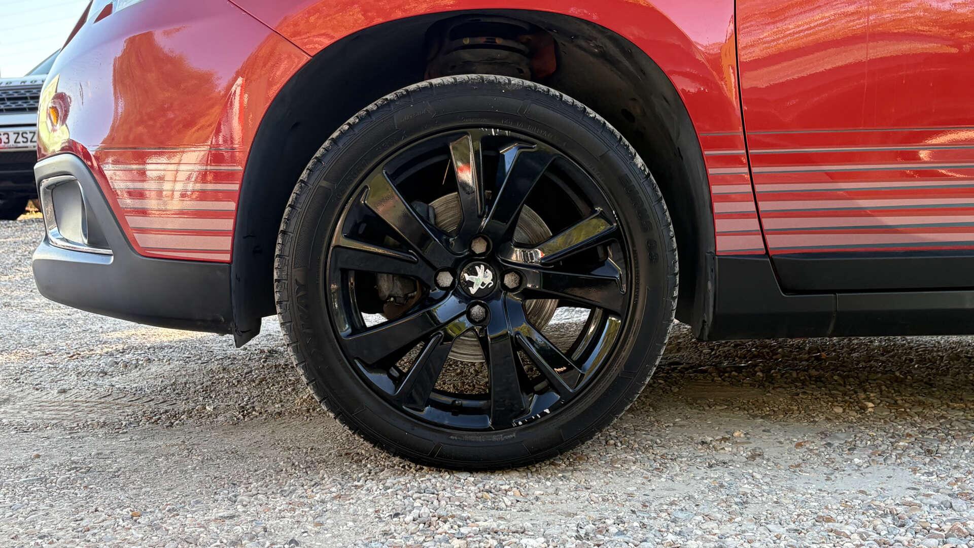 Peugeot 2008 view 36