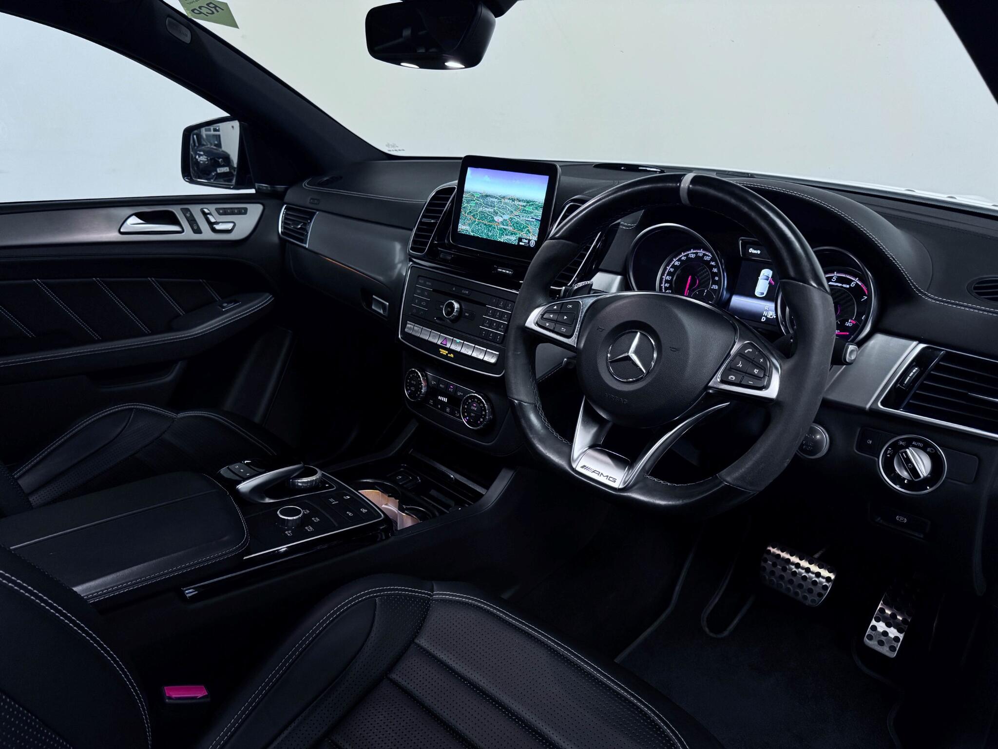 Mercedes-Benz Gle view 41