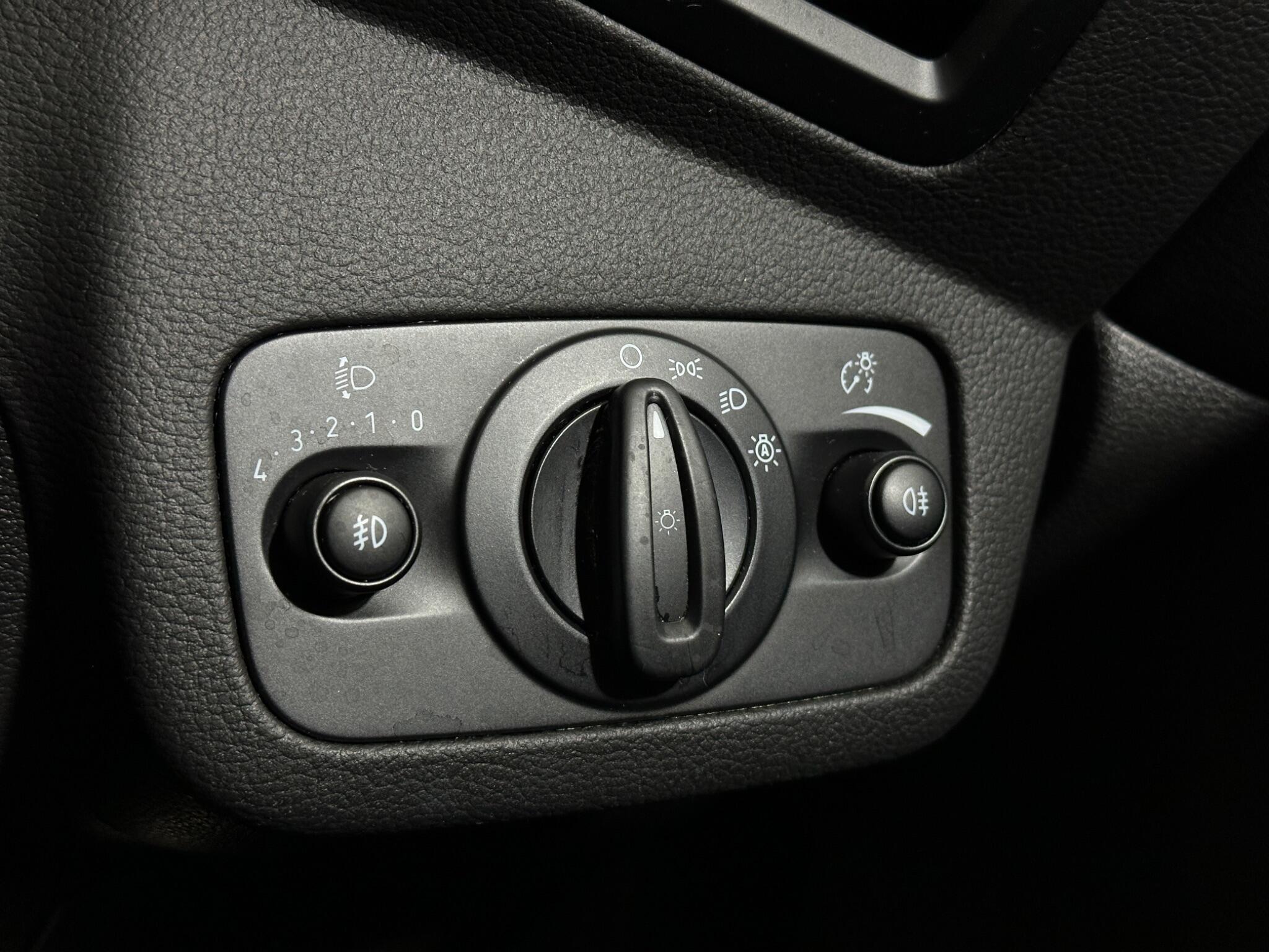 Ford Kuga view 18