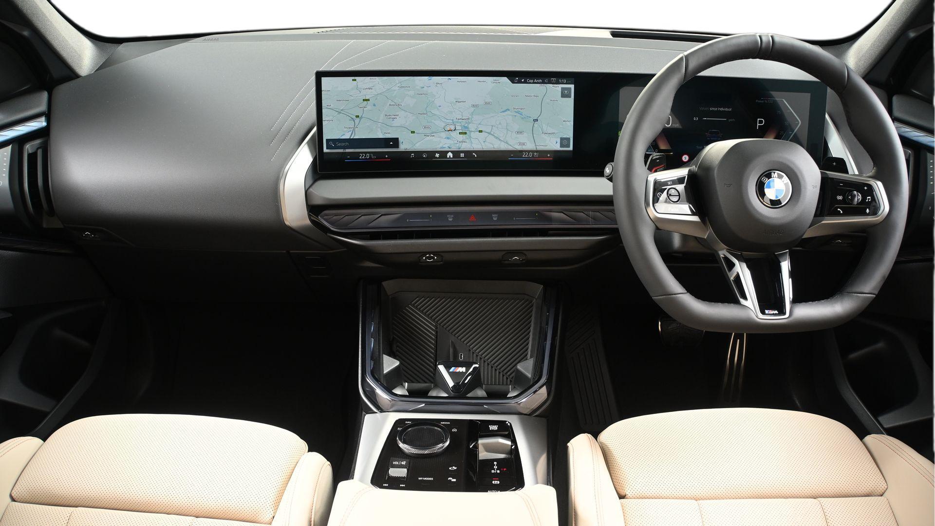 BMW X3 view 4
