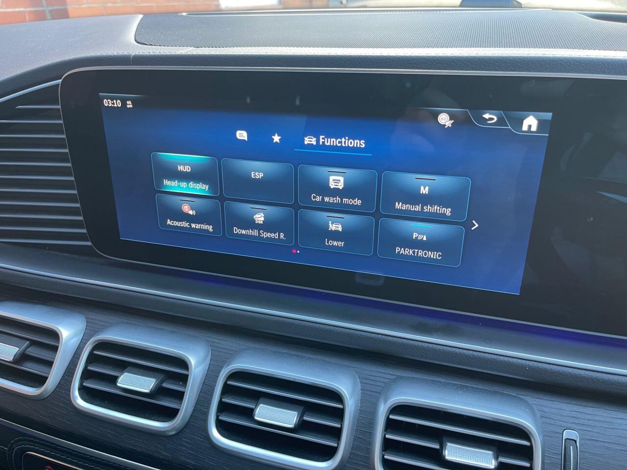 Mercedes-Benz GLE view 21