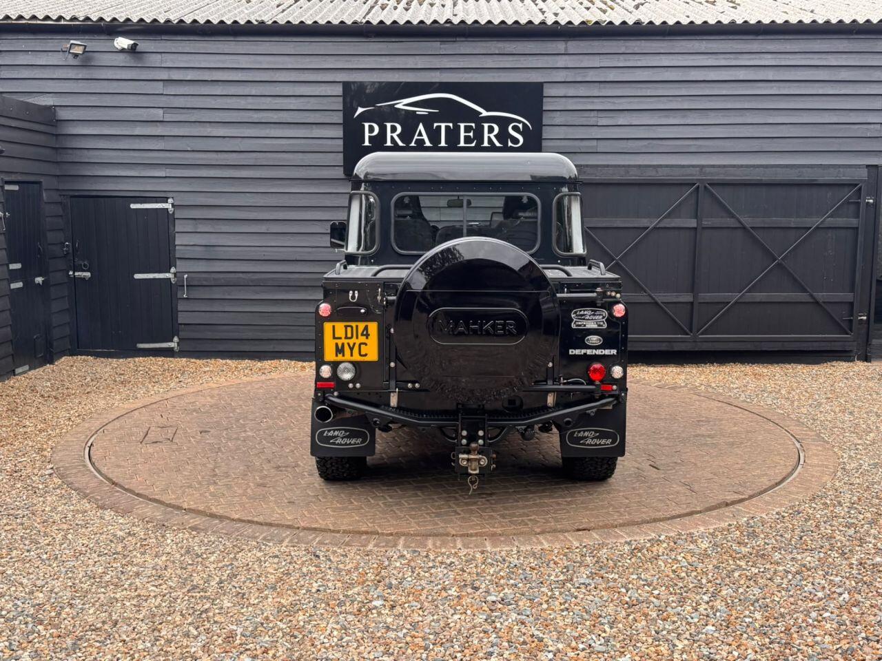Land Rover Defender view 3