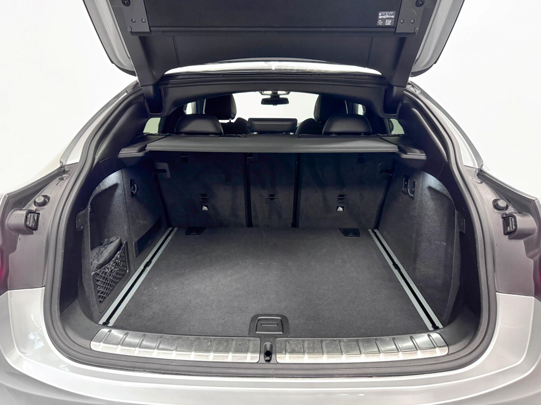 BMW X4 view 7