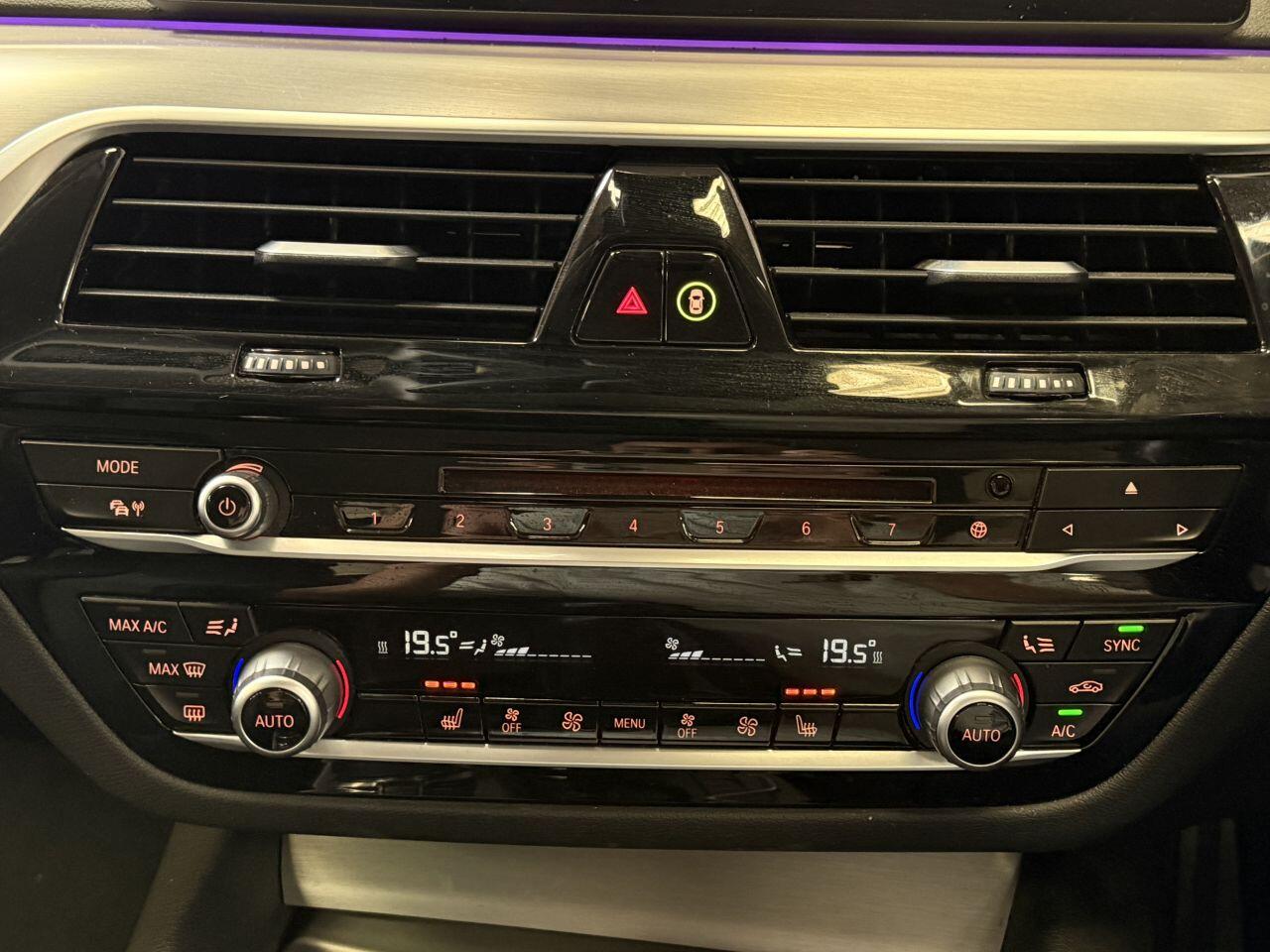 BMW 5 Series view 59