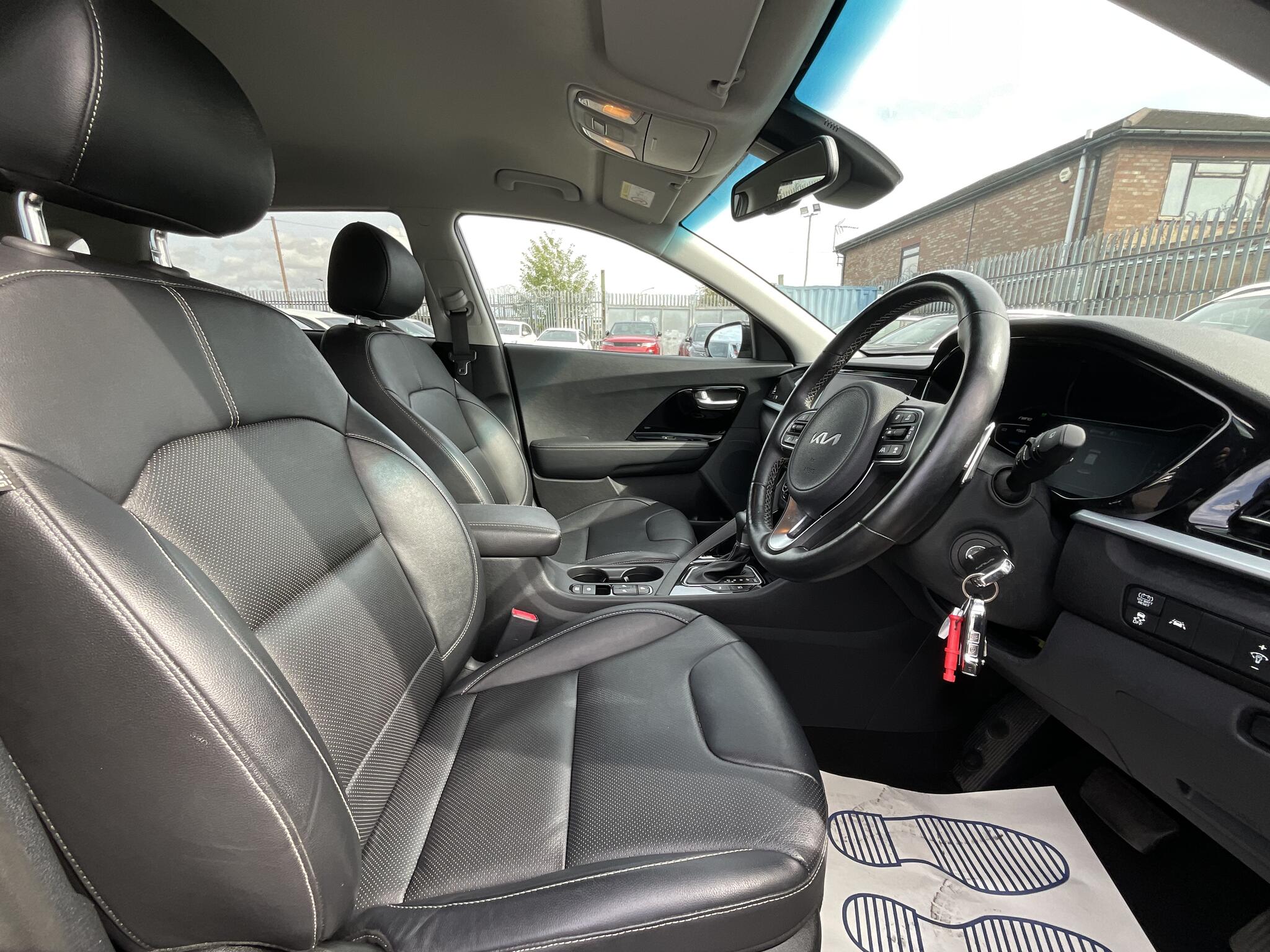 Kia Niro view 9