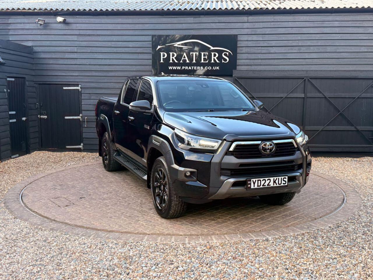 Toyota Hilux view 19
