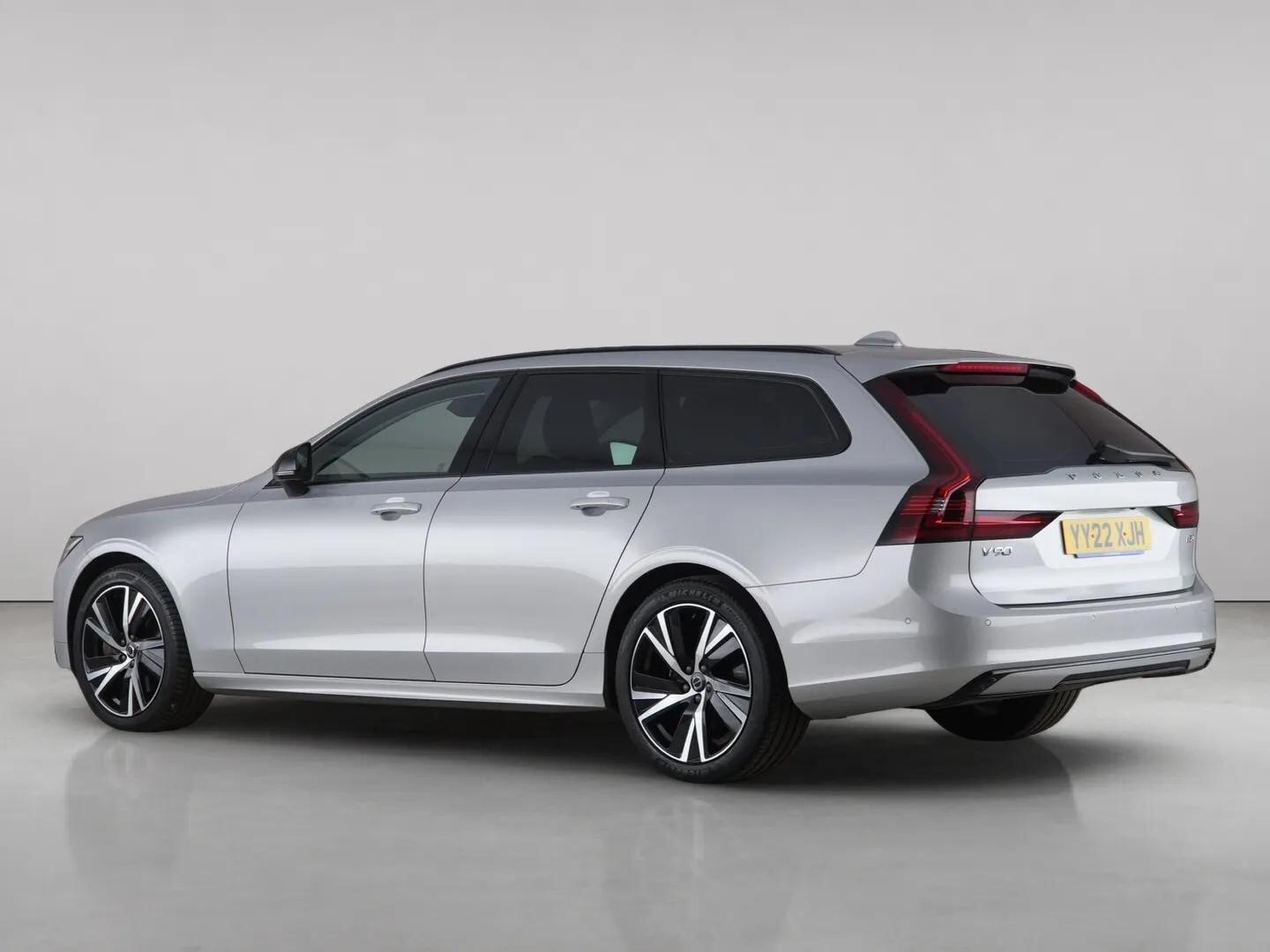 Volvo V90 view 9
