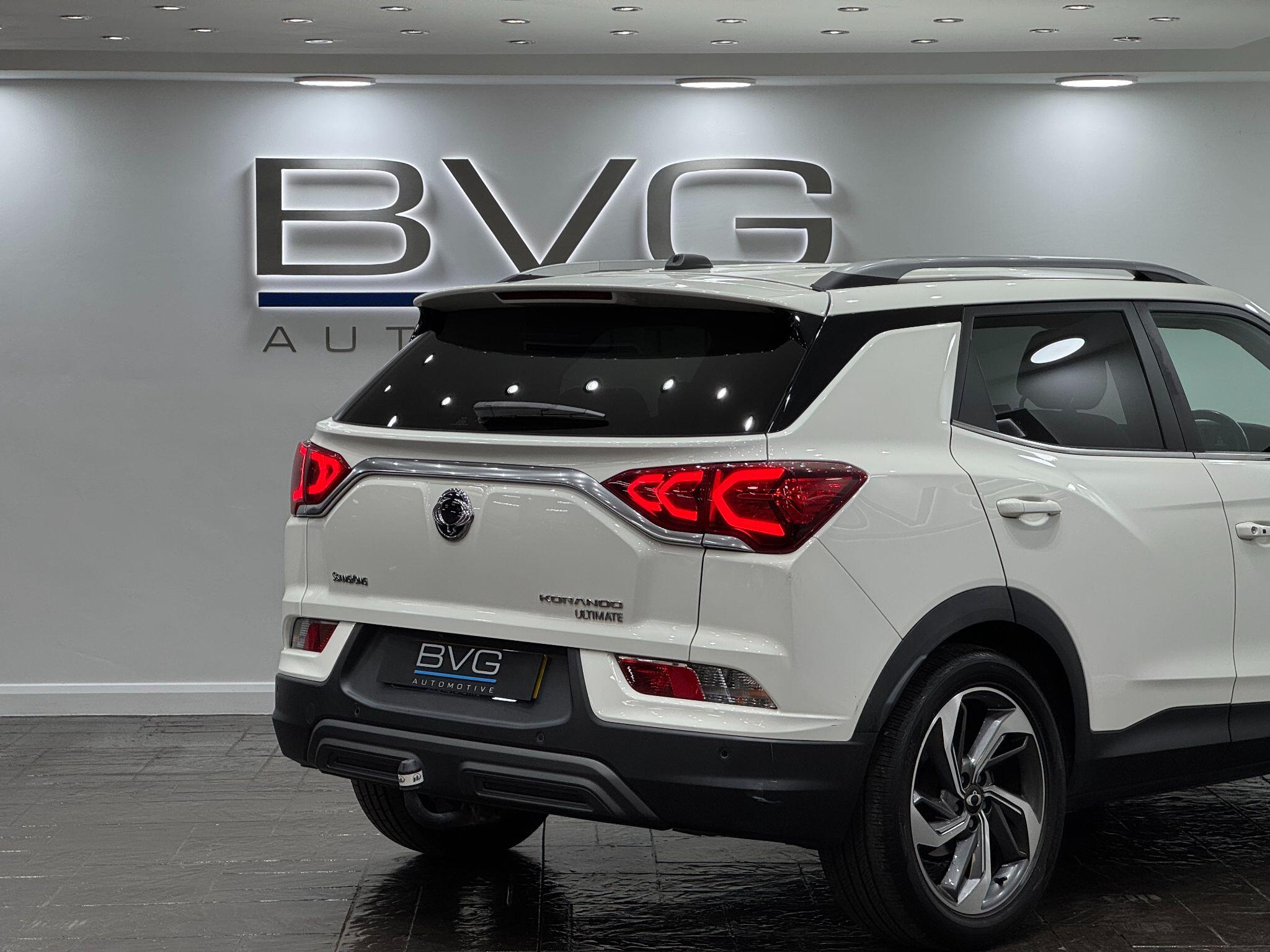 KGM Korando view 18