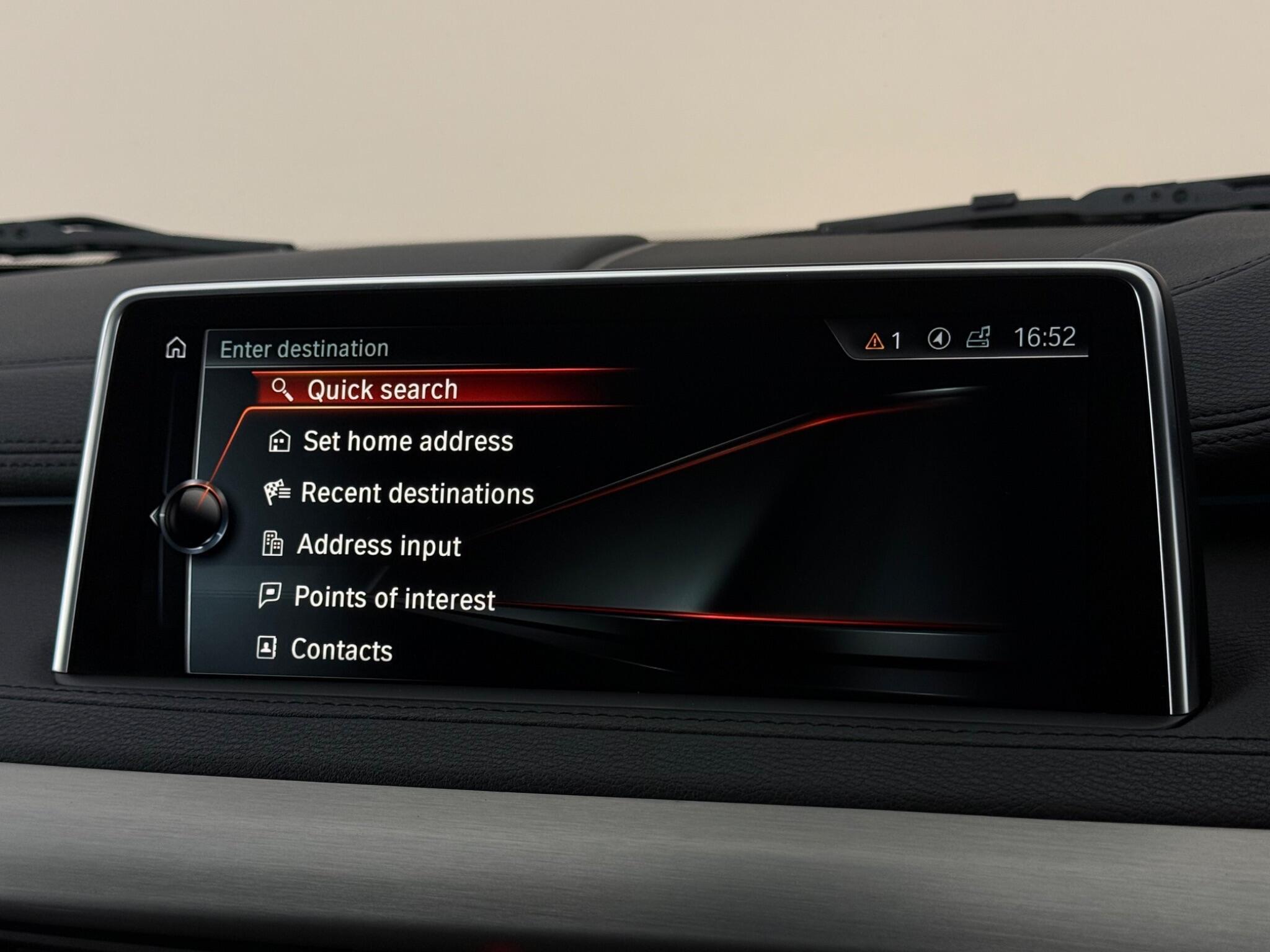 BMW X6 view 30