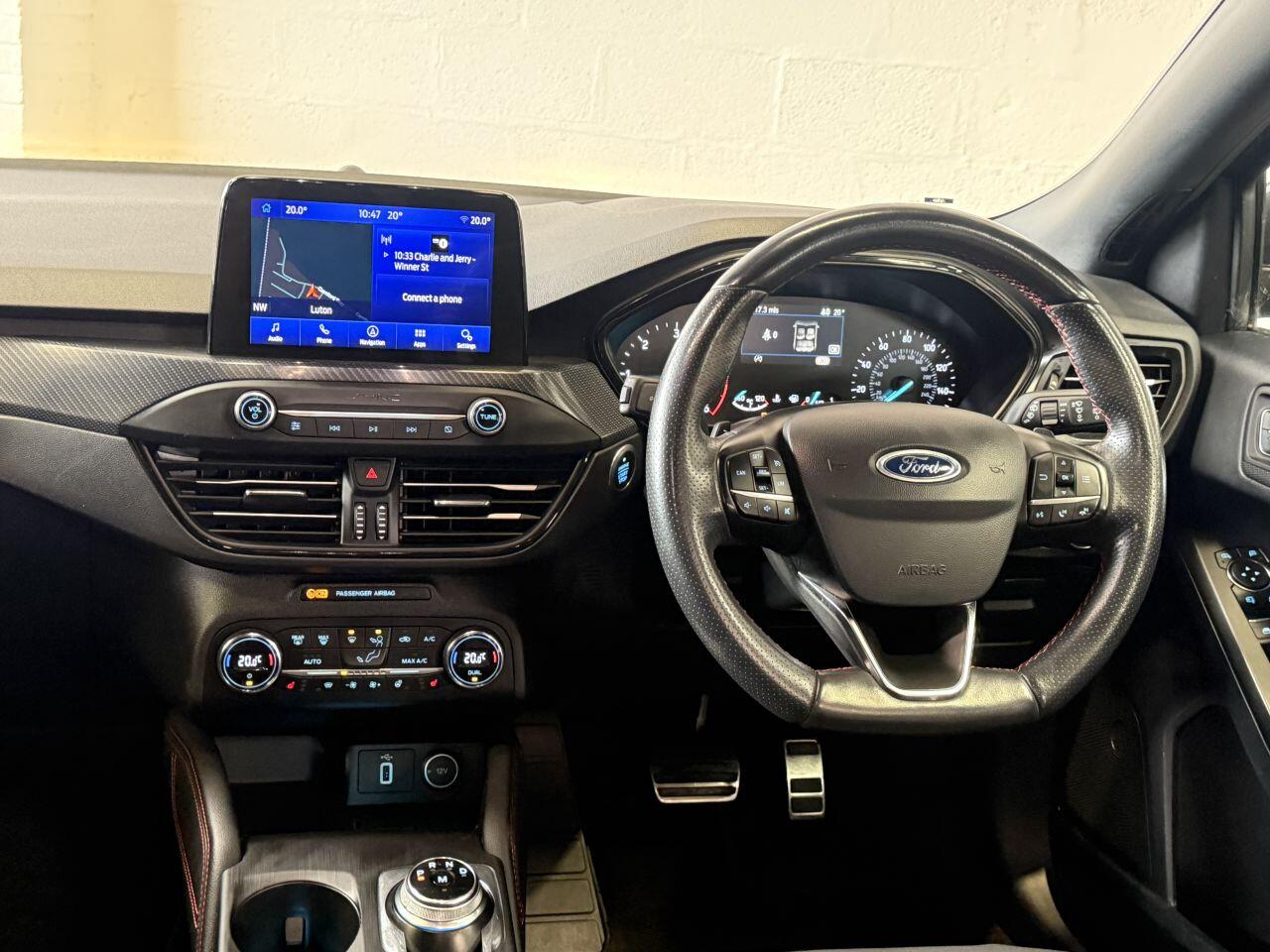 Ford Focus view 35