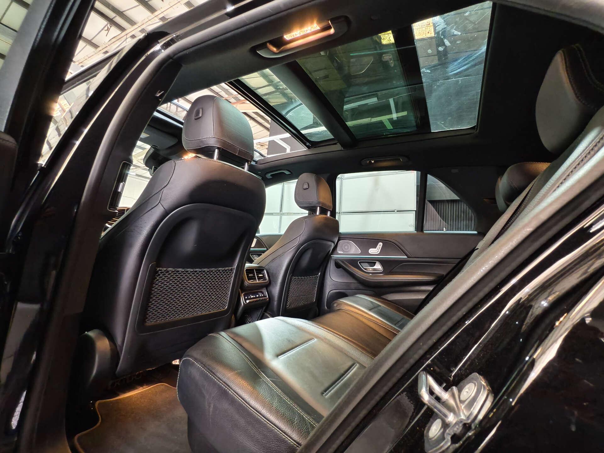Mercedes-Benz Gle view 16