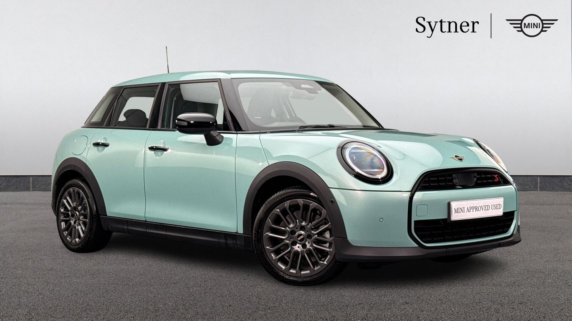 2024 MINI COOPER