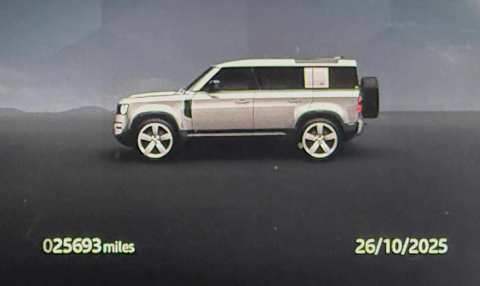 Land Rover Defender view 59