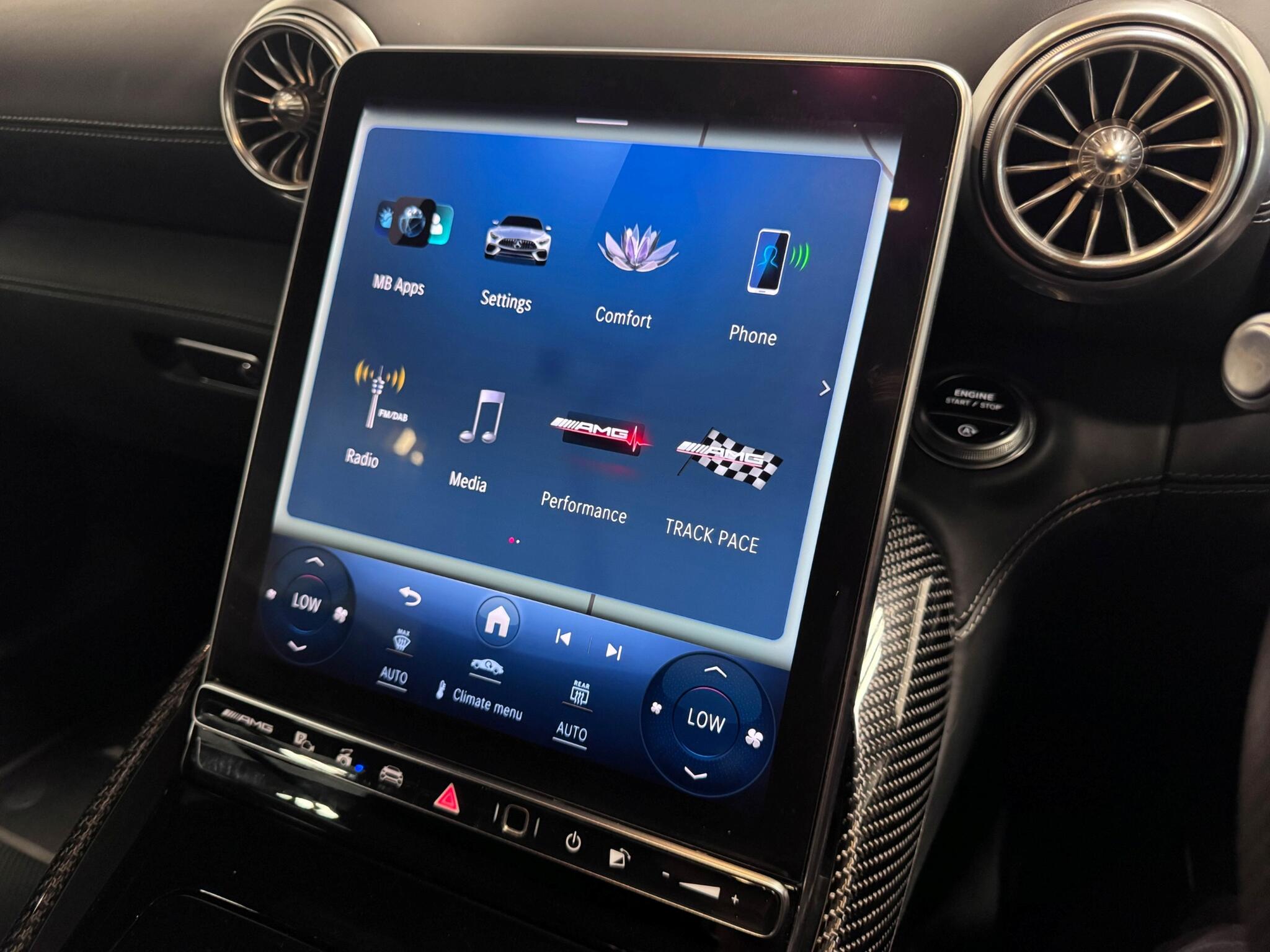 Mercedes-Benz SL view 30