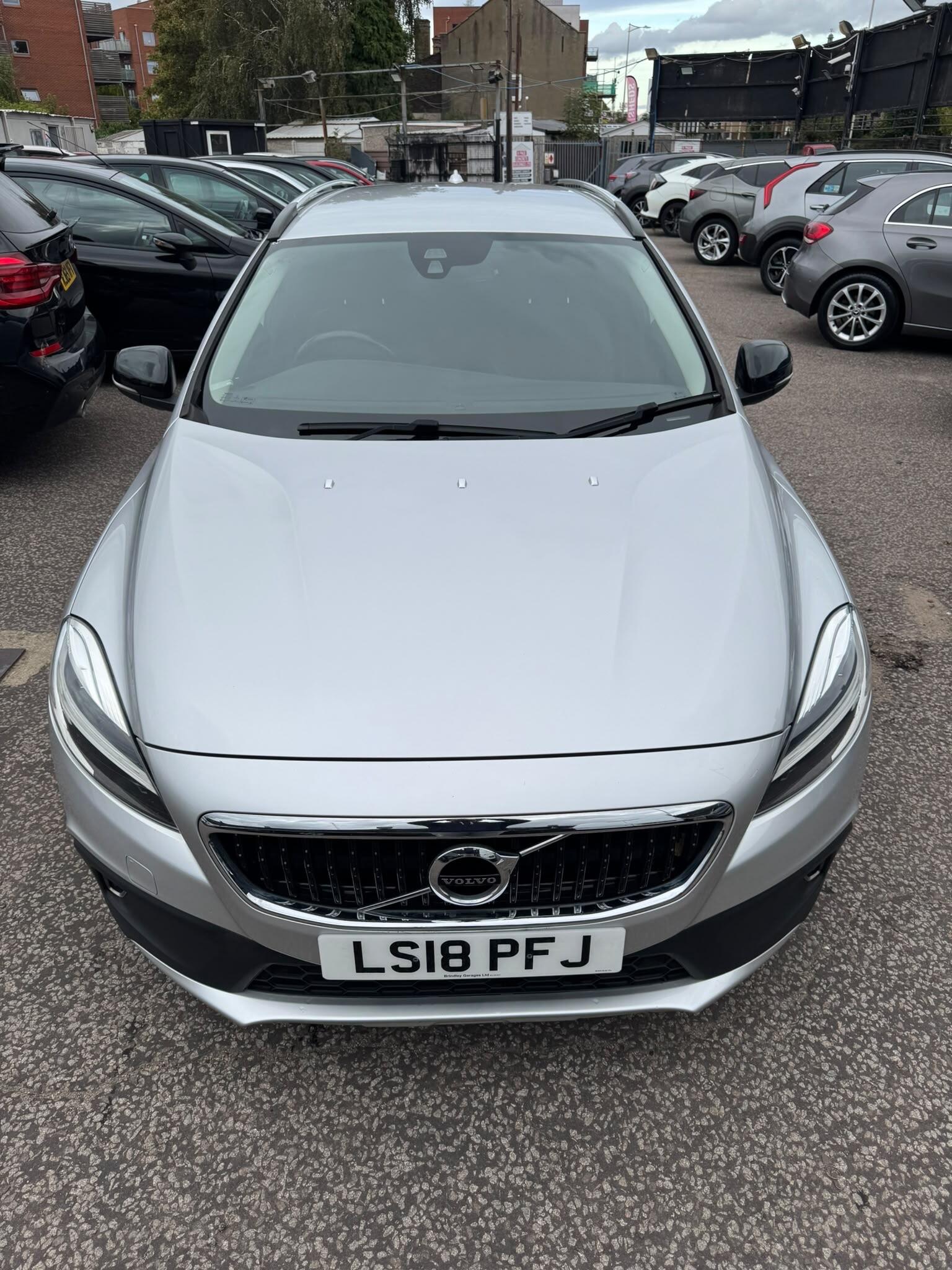 Volvo V40 Cross Country view 31