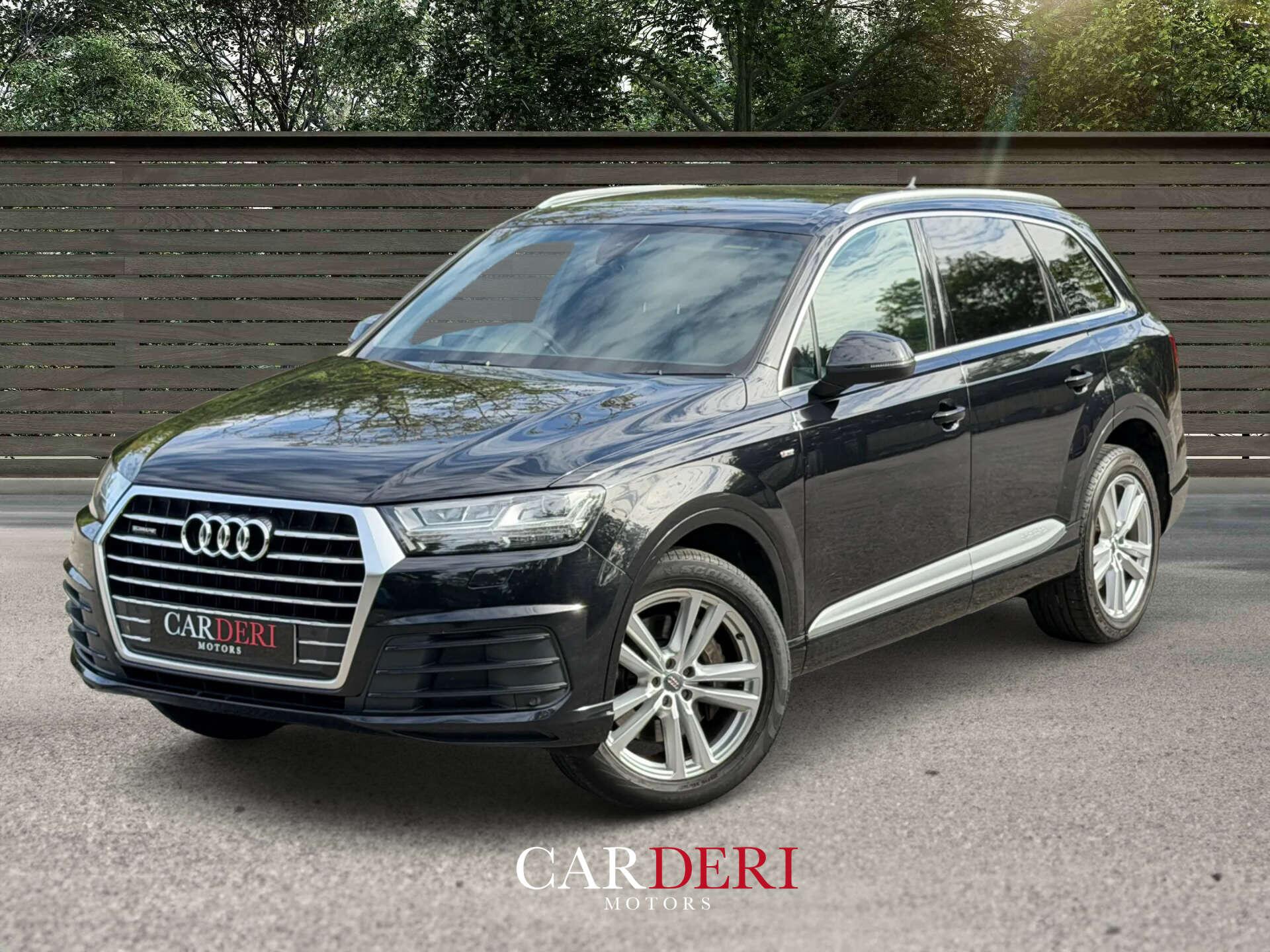 Audi Q7 view 13