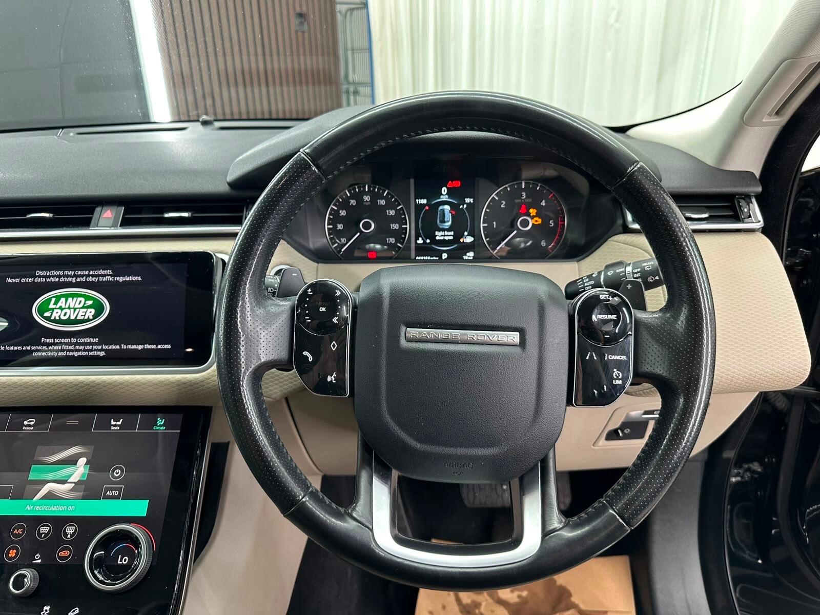 Land Rover Range Rover Velar view 34