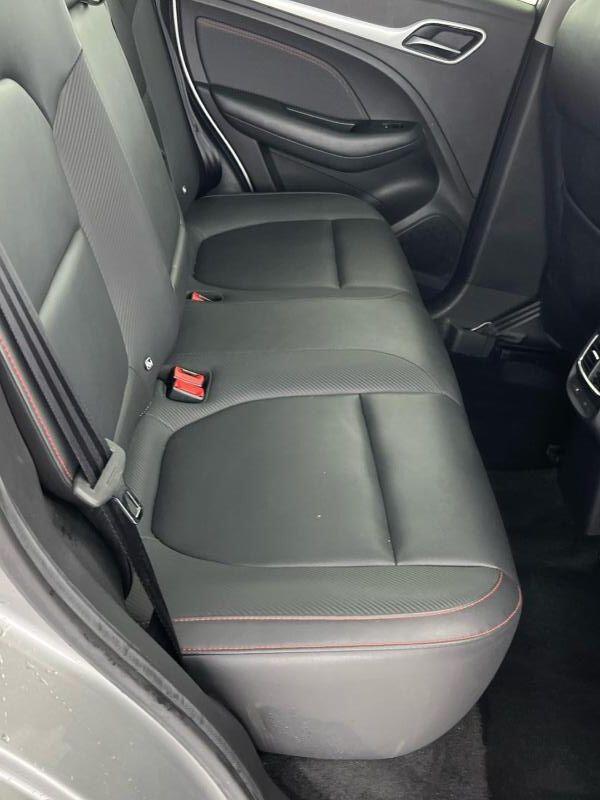MG MG ZS view 4
