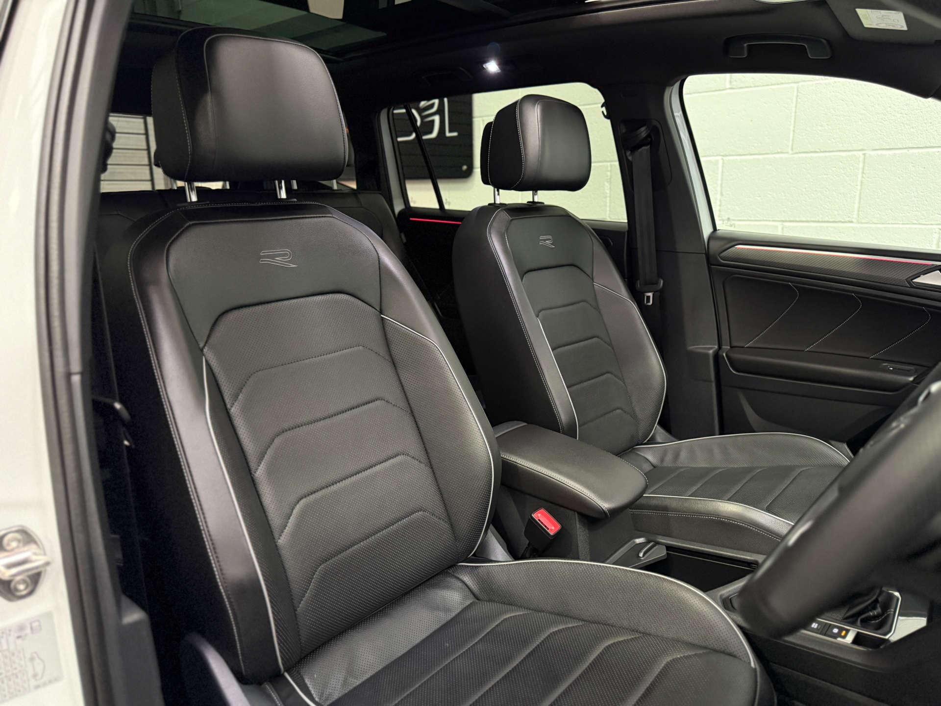 Volkswagen Tiguan Allspace view 12