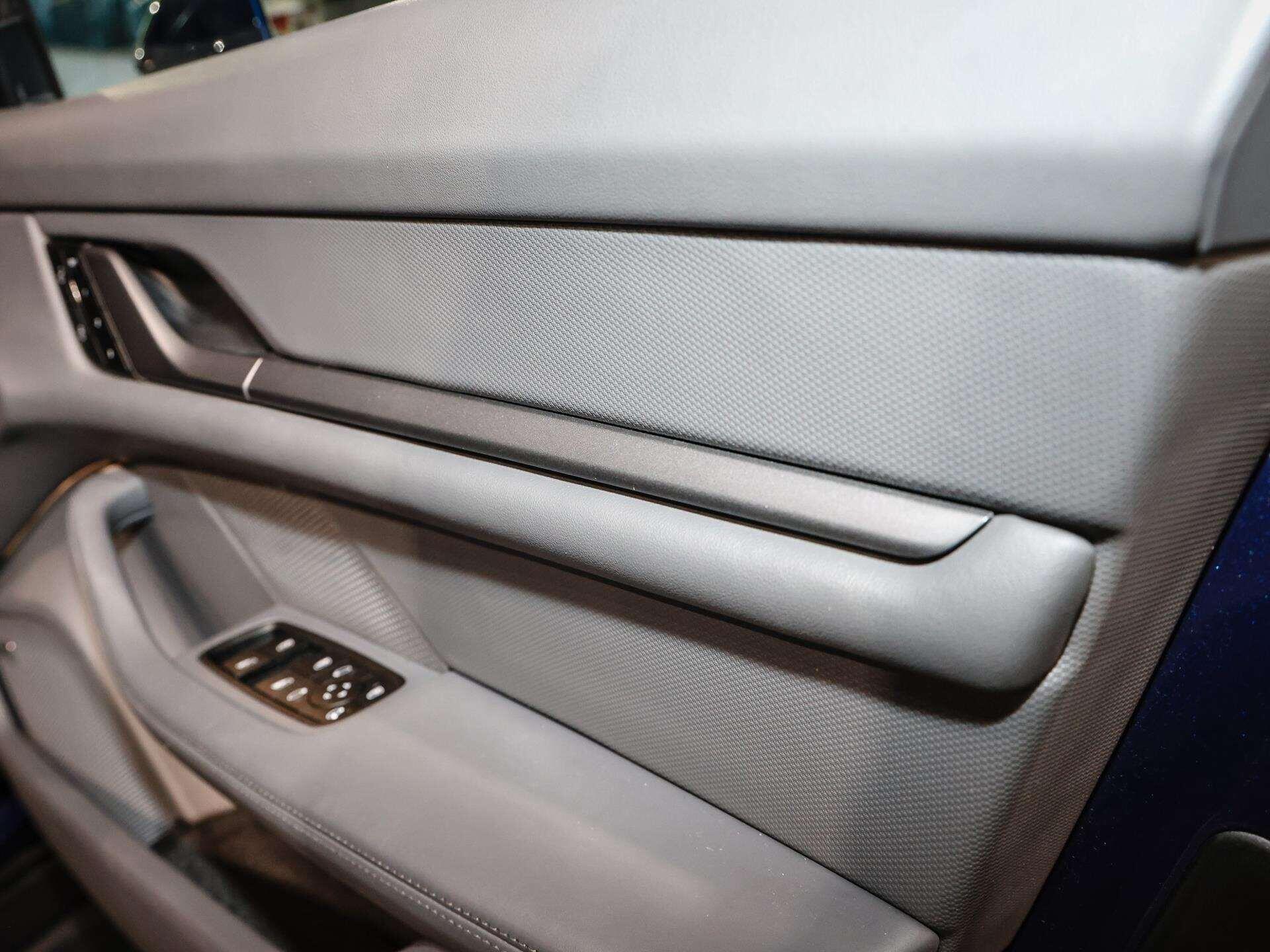 Porsche Taycan view 28