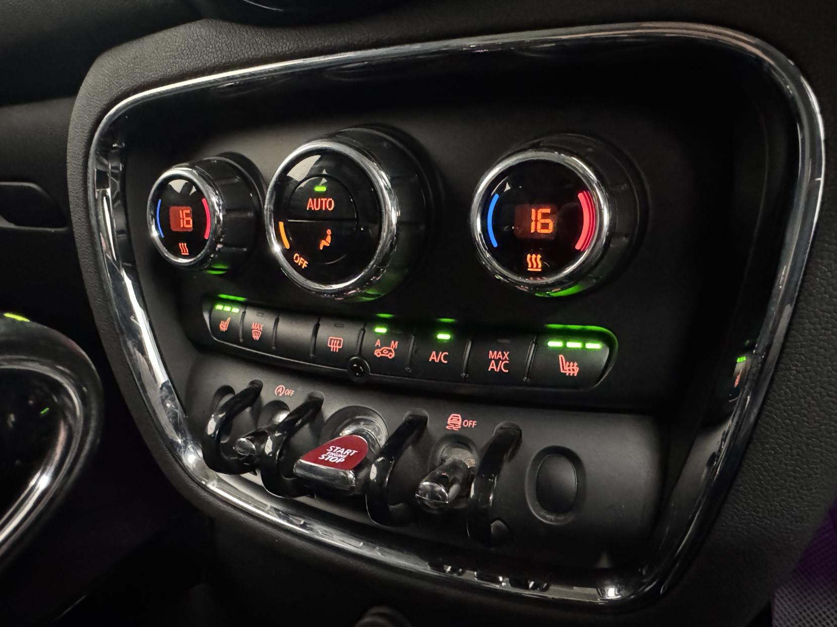 Mini Clubman view 75