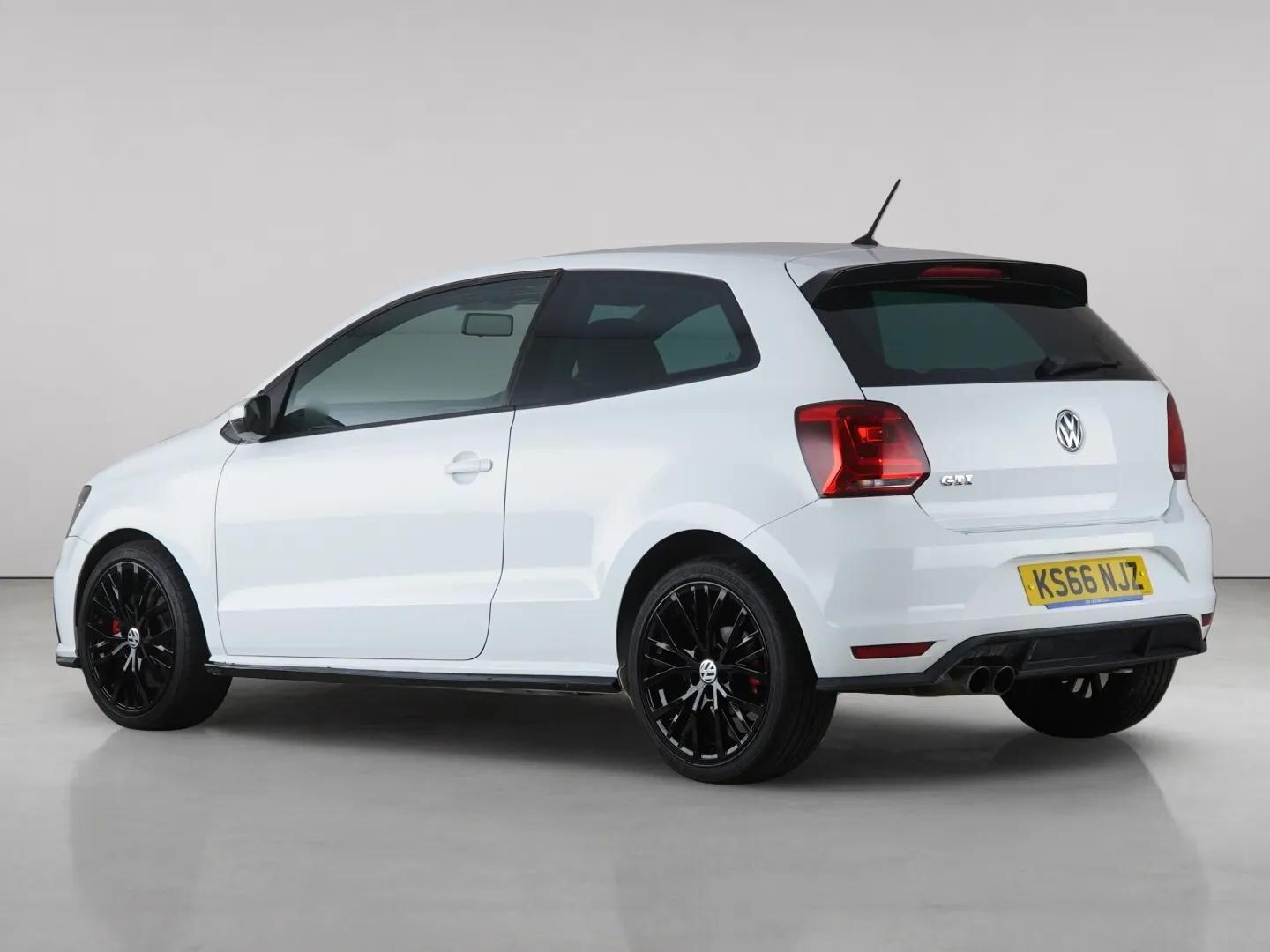 Volkswagen Polo view 6