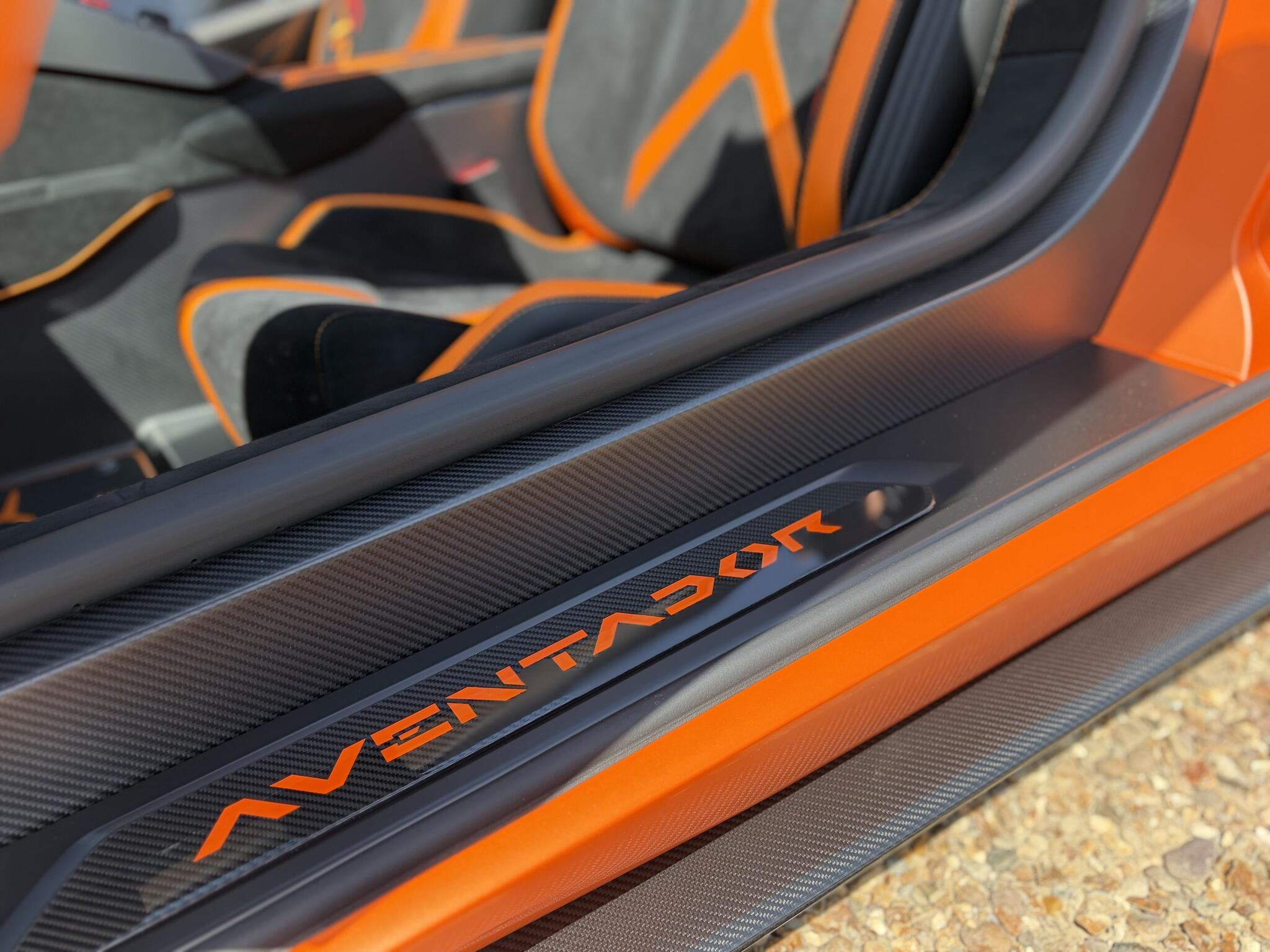 Lamborghini Aventador view 29
