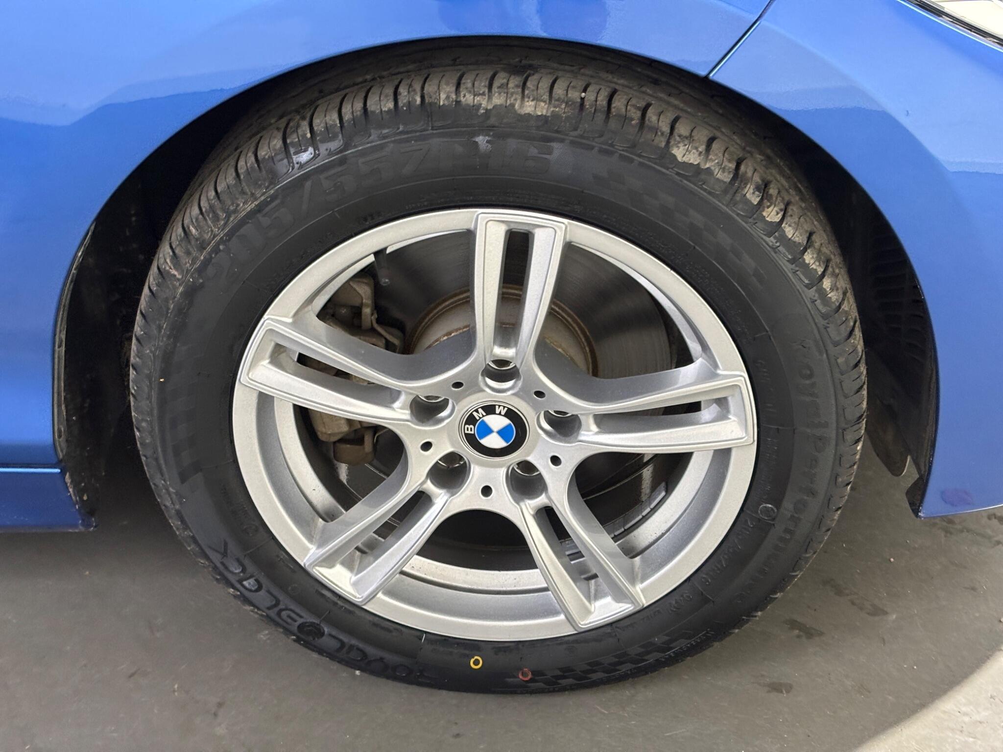 BMW 1 Series view 65