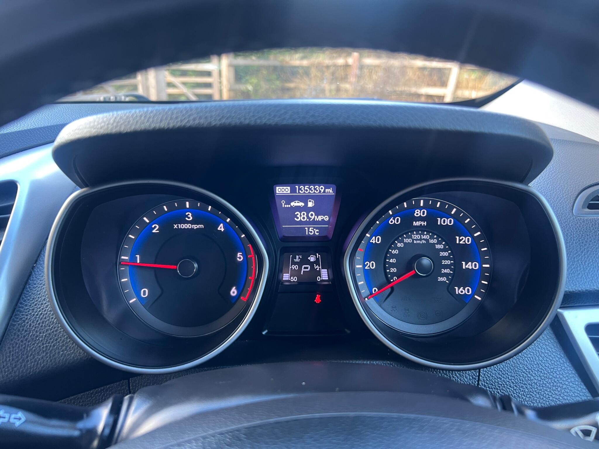 Hyundai i30 view 9