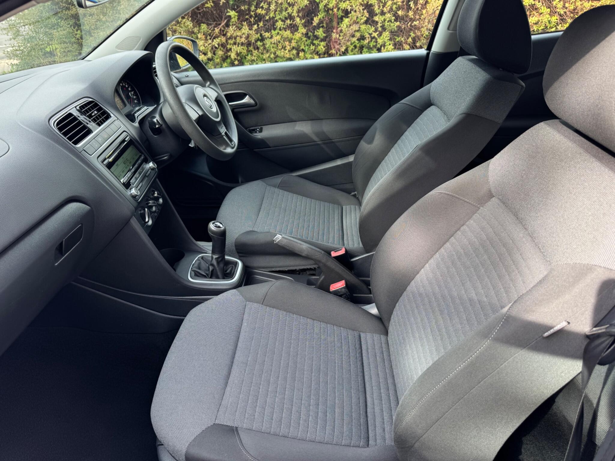 Volkswagen Polo view 12
