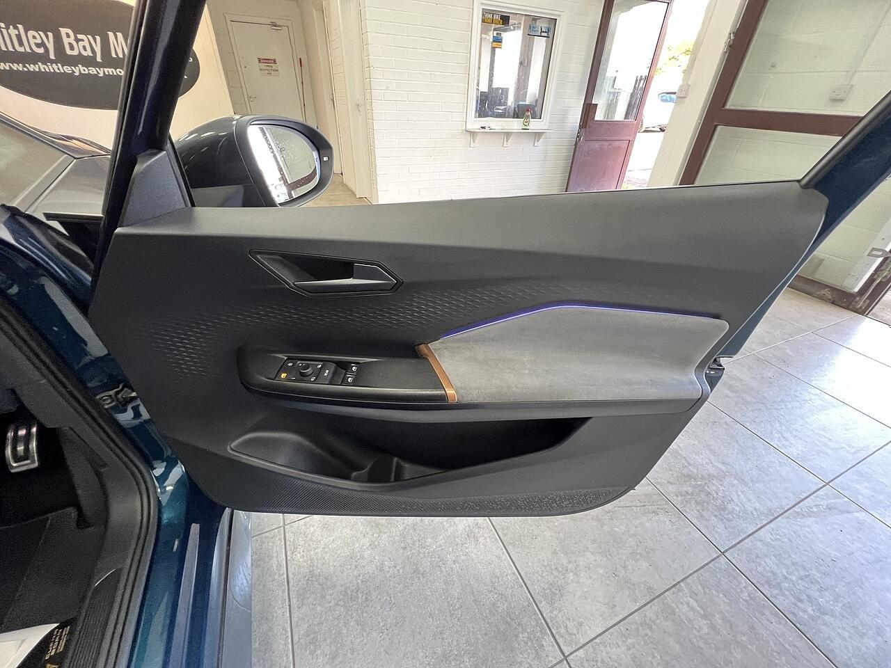 CUPRA Born view 14