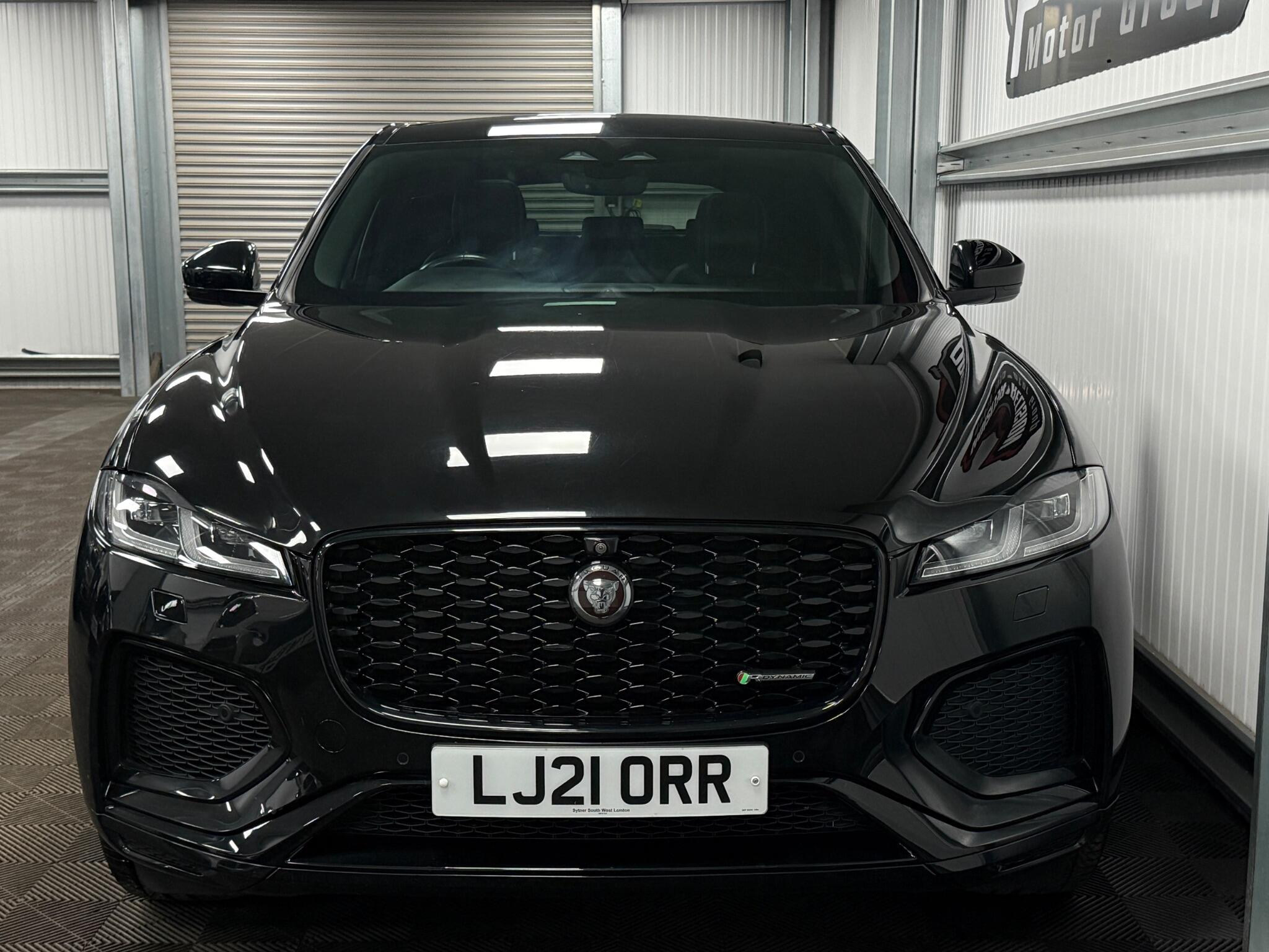 Jaguar F-Pace view 4