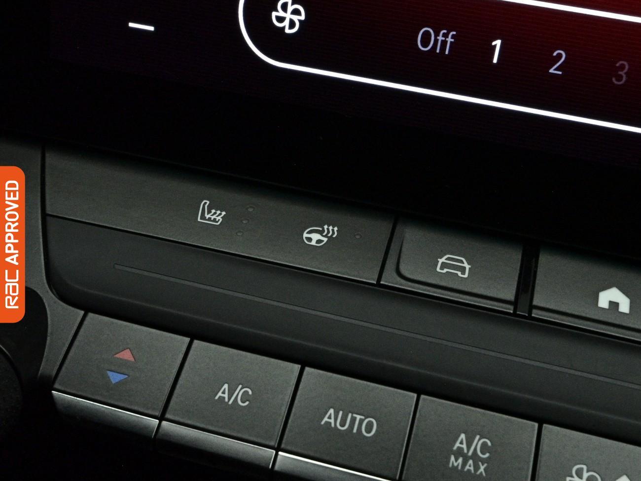 Vauxhall Astra view 16