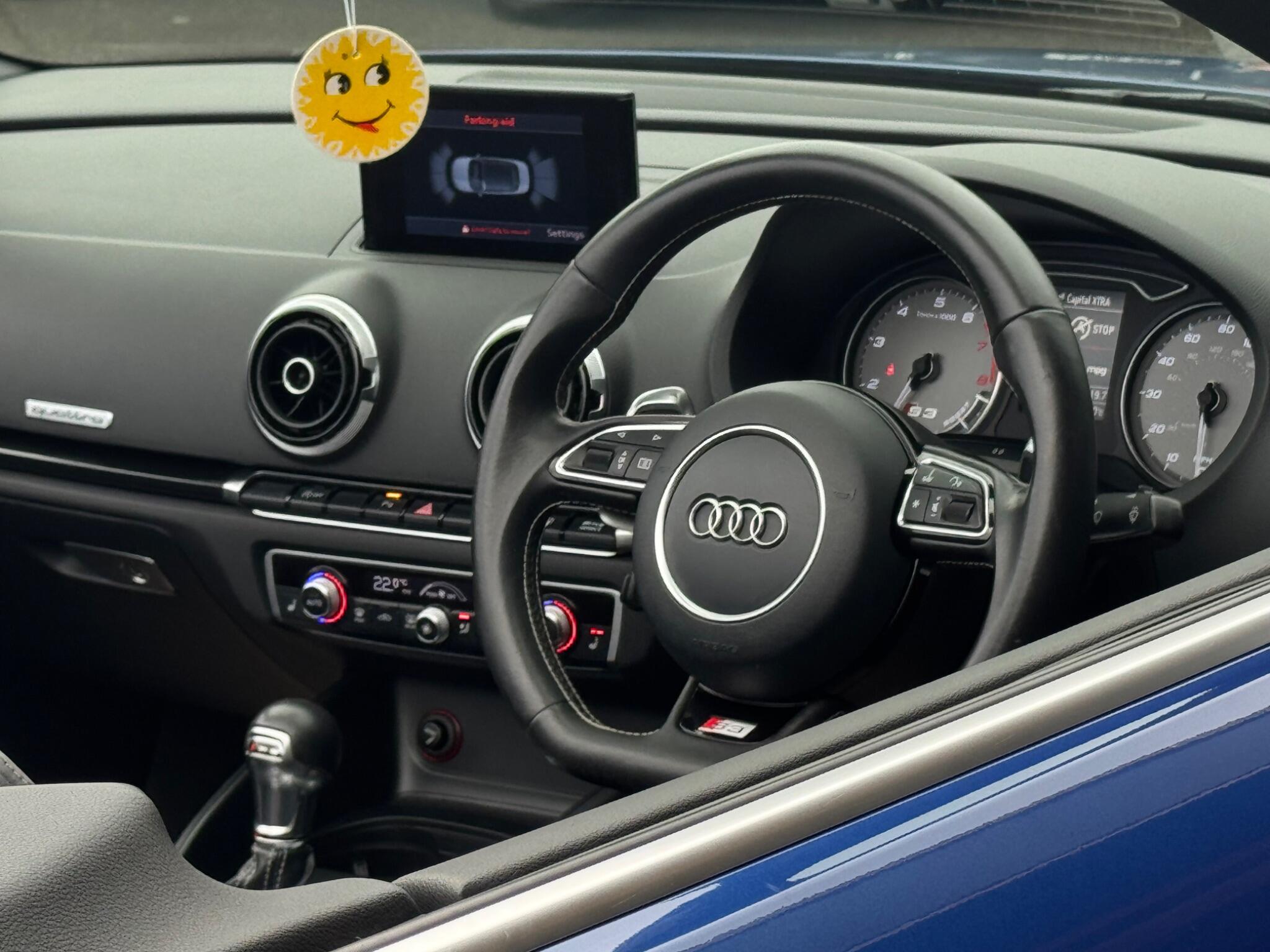 Audi Cabriolet view 12