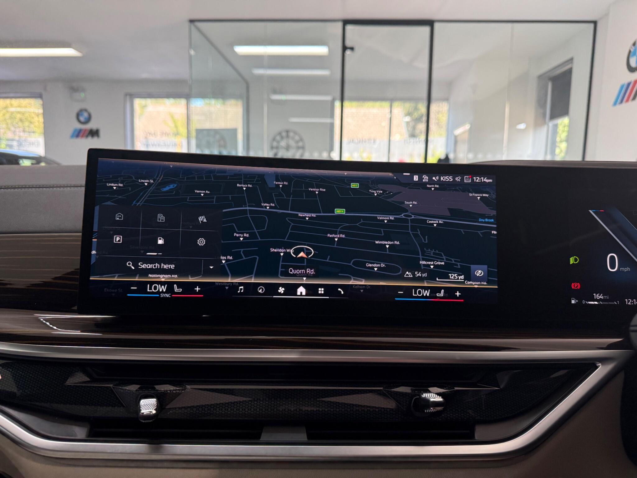 BMW X7 view 38